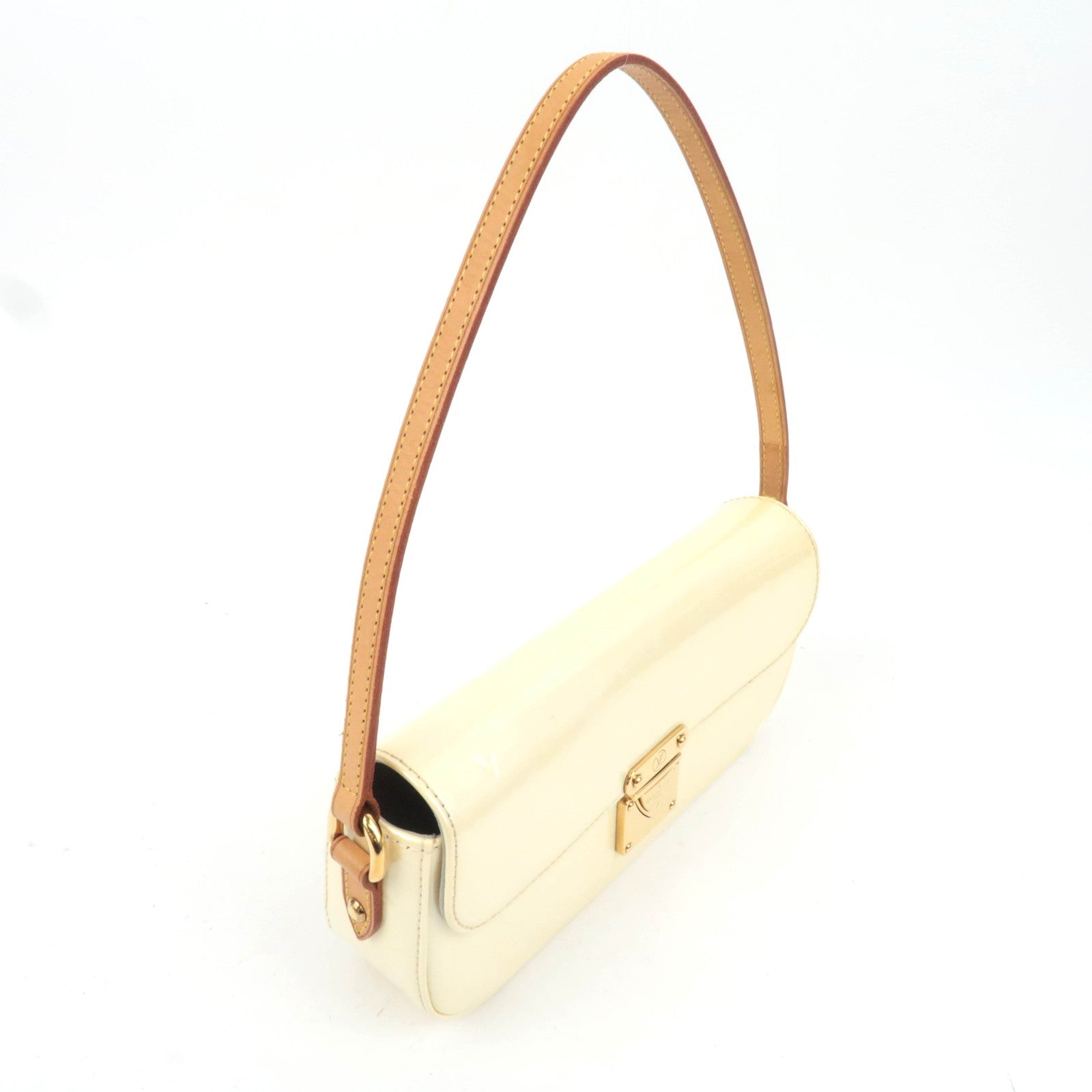 Louis Vuitton Monogram Vernis Malibu Street Shoulder Bag Perle M91507