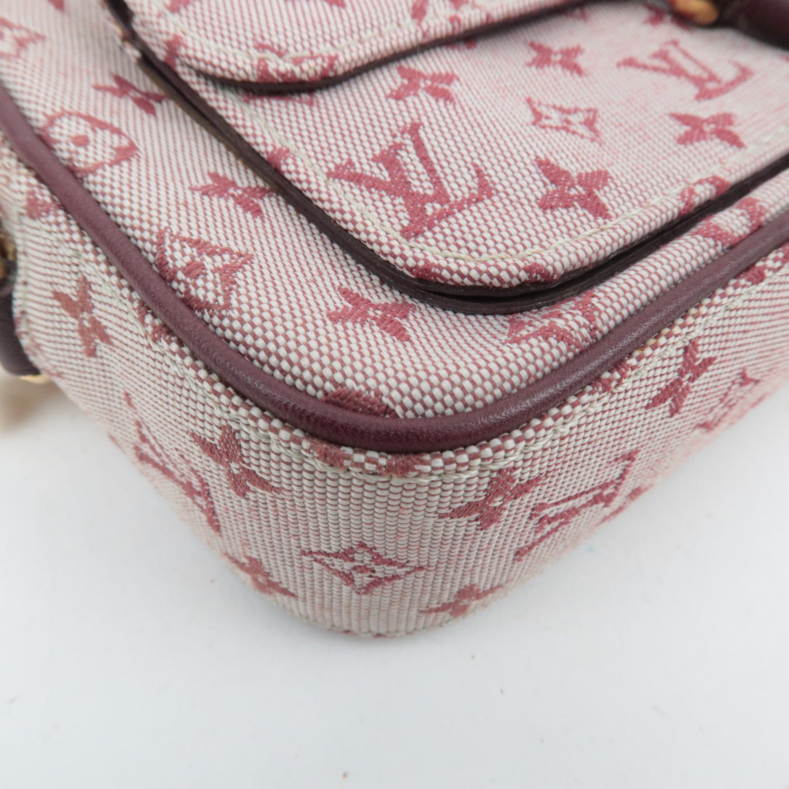Louis Vuitton Monogram Mini Juliet MM Shoulder bag Cherry Cerise M92219