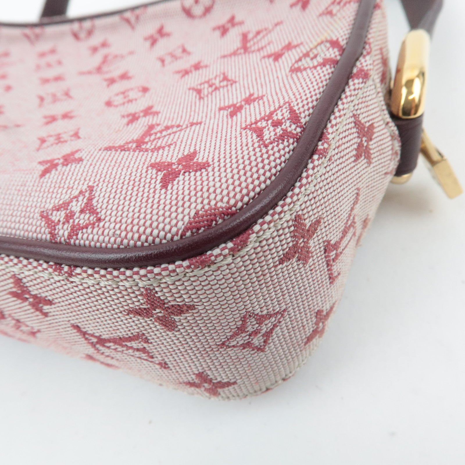 Louis Vuitton Monogram Mini Juliet MM Shoulder bag Cherry Cerise M92219