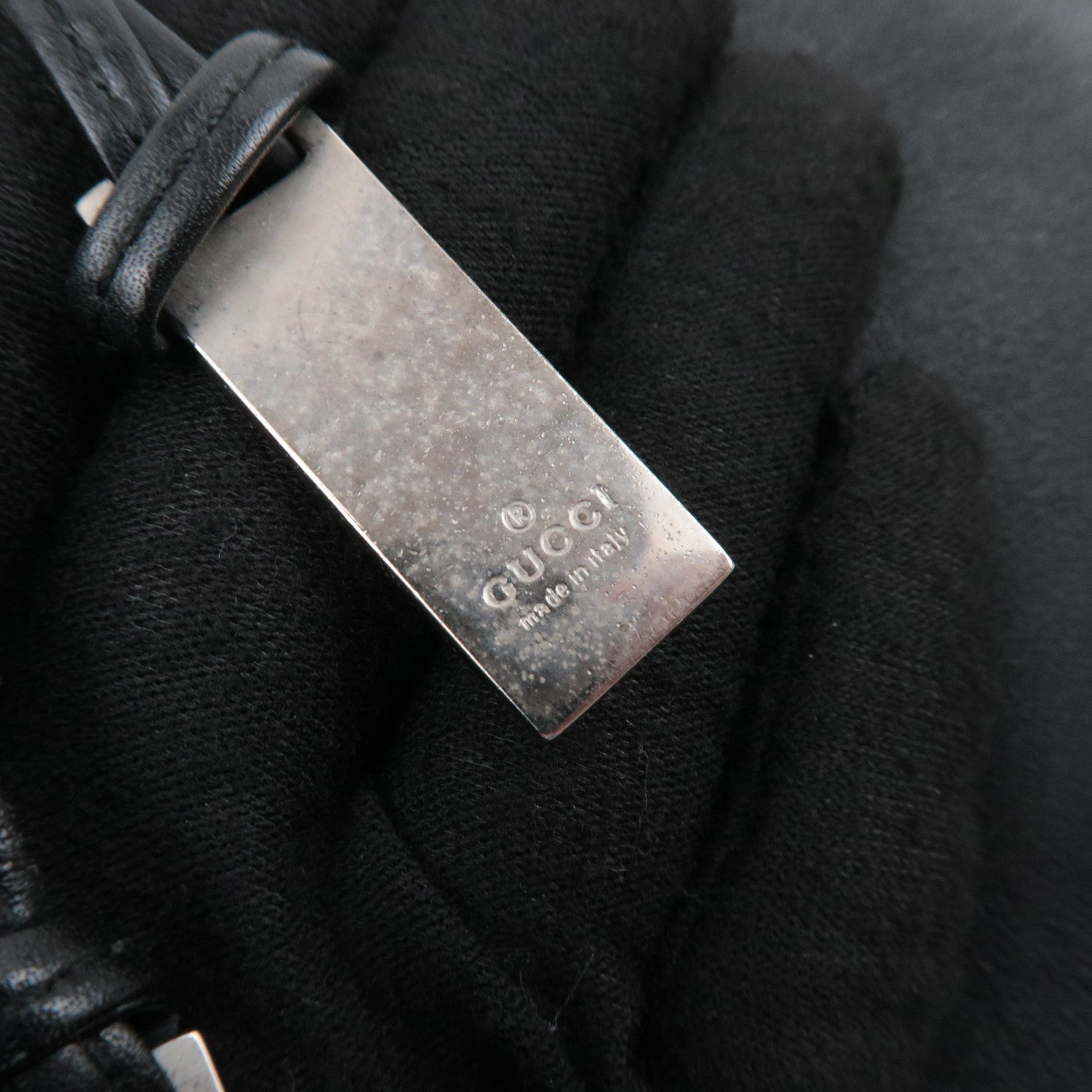 GUCCI Leather Shoulder Bag Black 001.4030