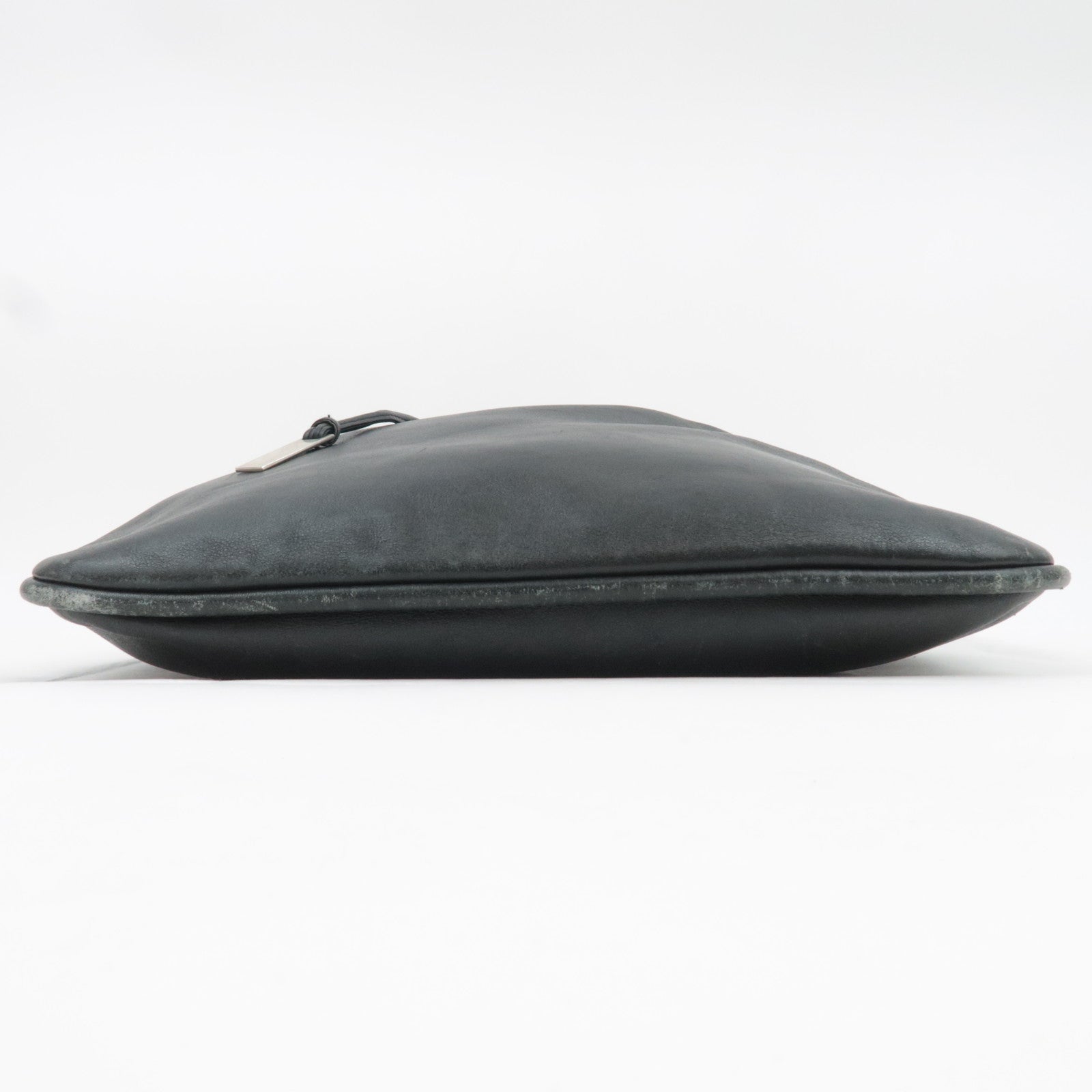 GUCCI Leather Shoulder Bag Black 001.4030
