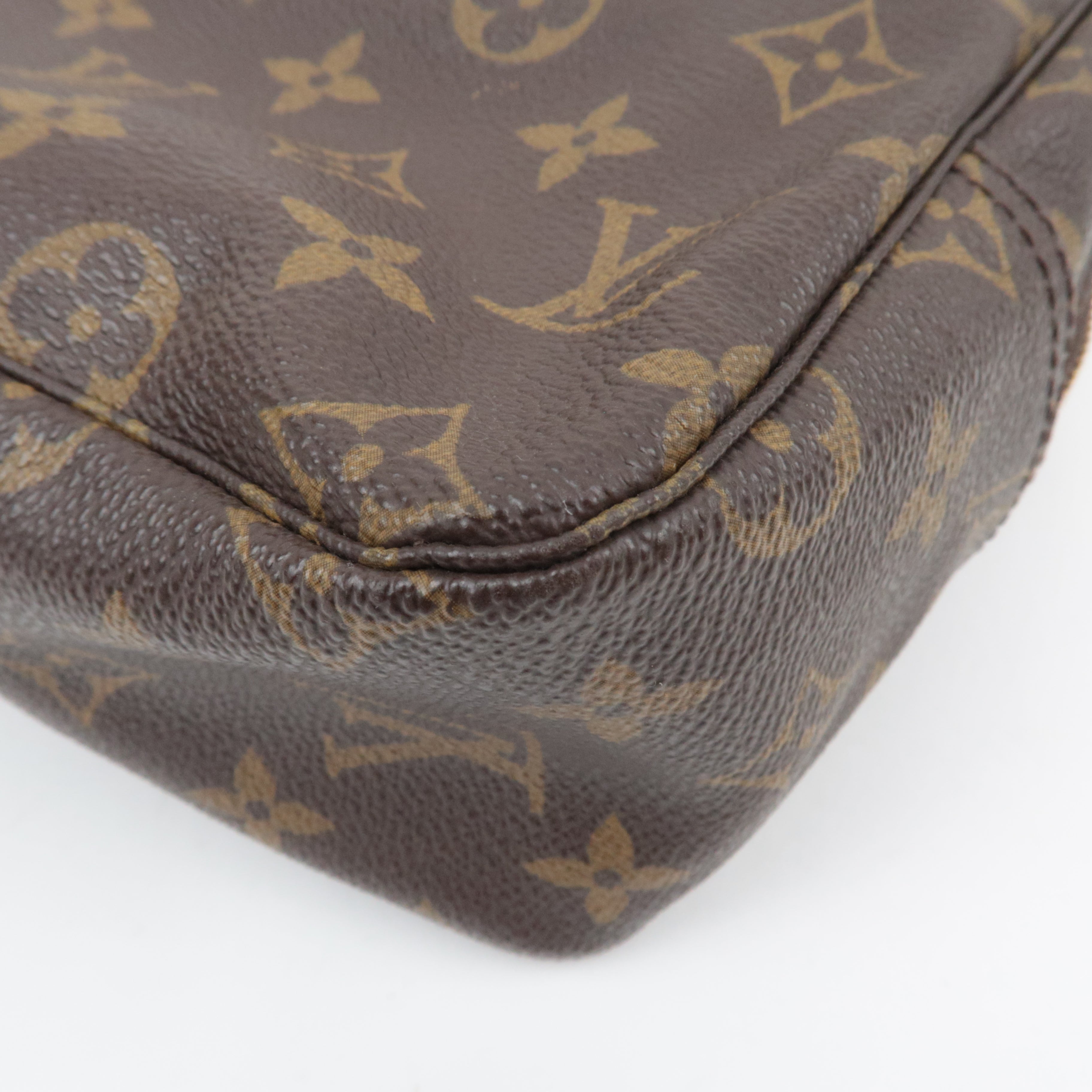 Louis Vuitton Monogram Trousse Toilette 28 Toiletry Bag M47522