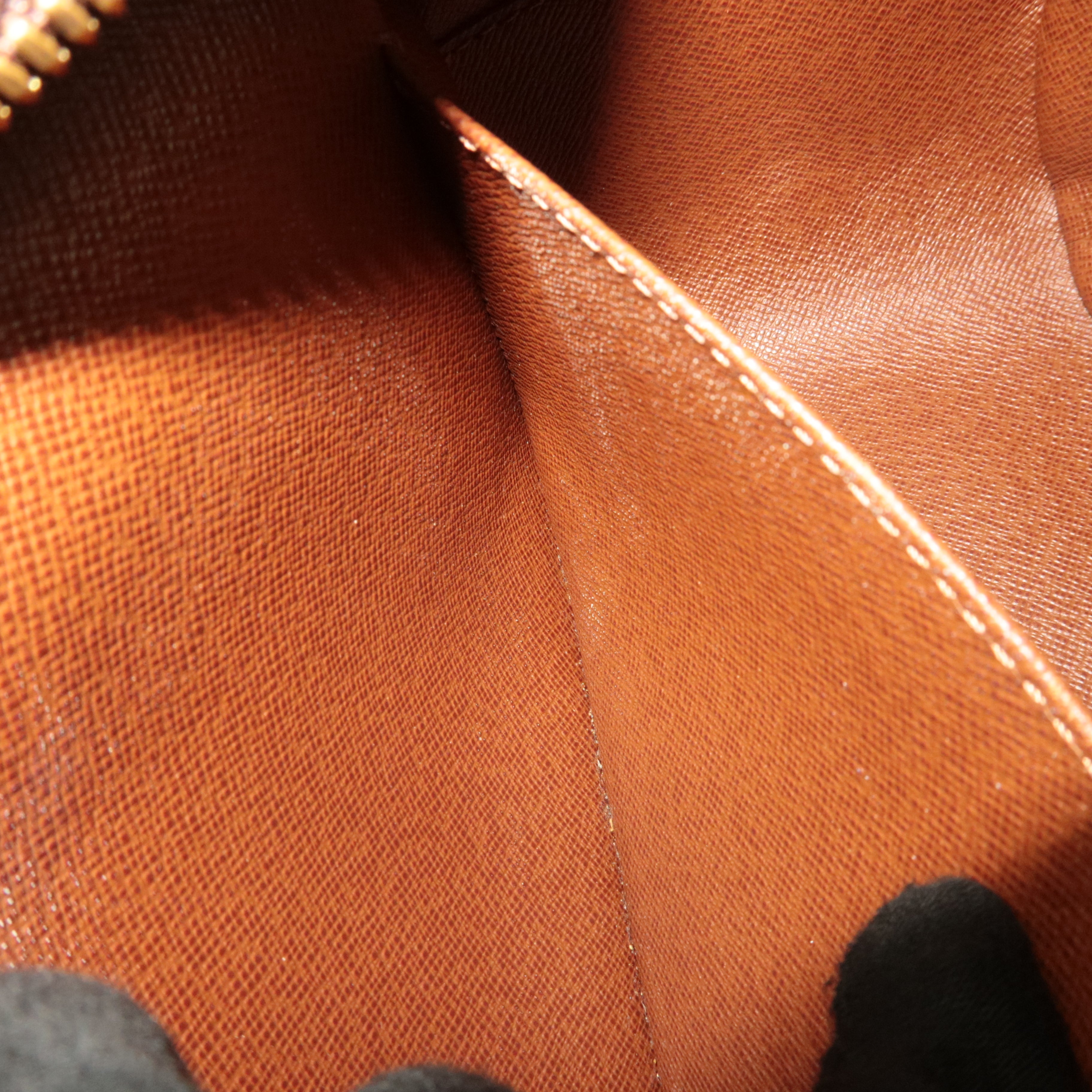 Louis Vuitton Monogram Cite MM Shoulder Bag M51182