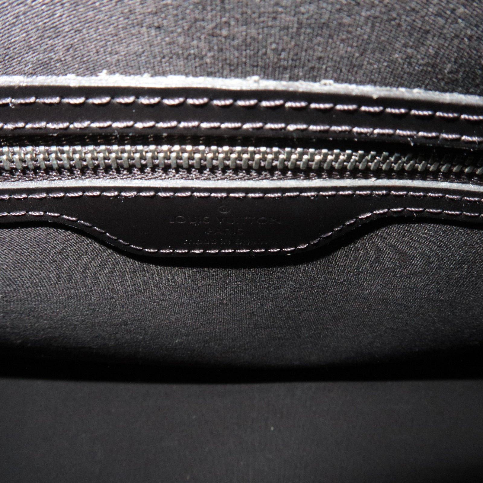 Louis Vuitton Monogram Matte Stockton Handbag Noir M55112