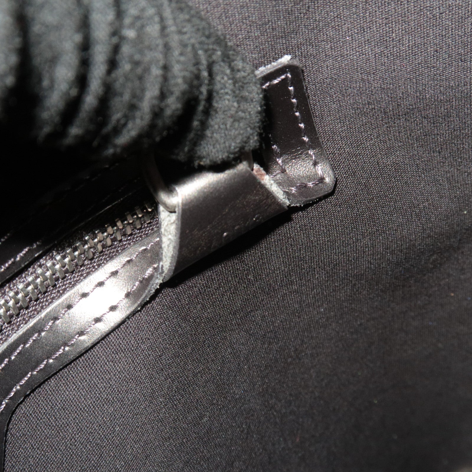 Louis Vuitton Monogram Matte Stockton Handbag Noir M55112