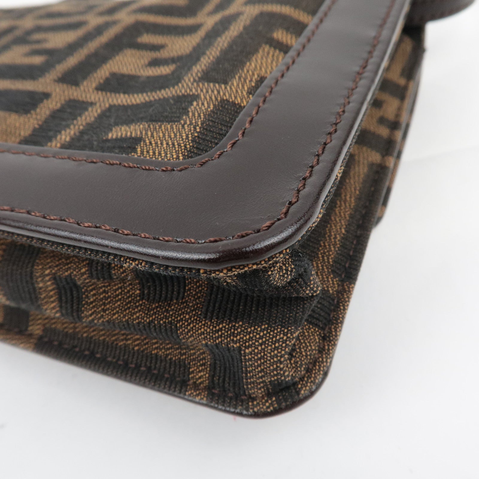 FENDI Zucca Canvas Leather Shoulder Bag Brown Black 16381