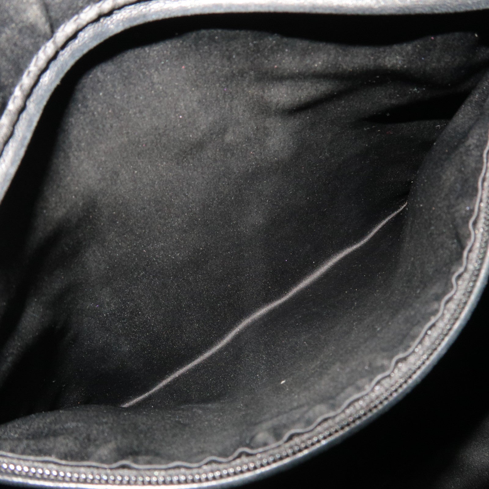 SAINT LAURENT YSL Muse Leather Handbag Black 156464