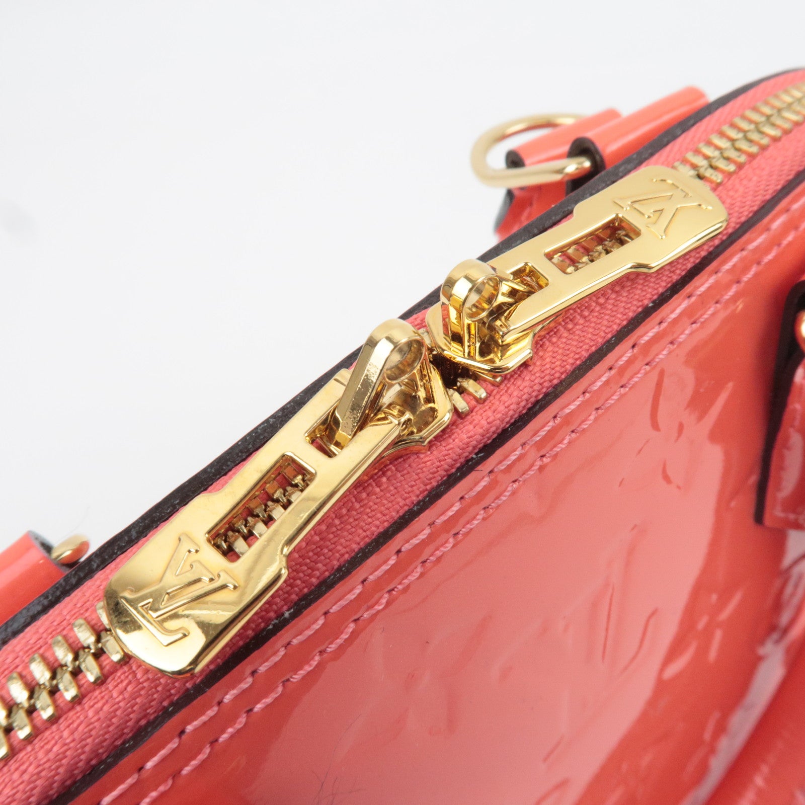 Louis Vuitton Monogram Vernis Alma BB Handbag M90259