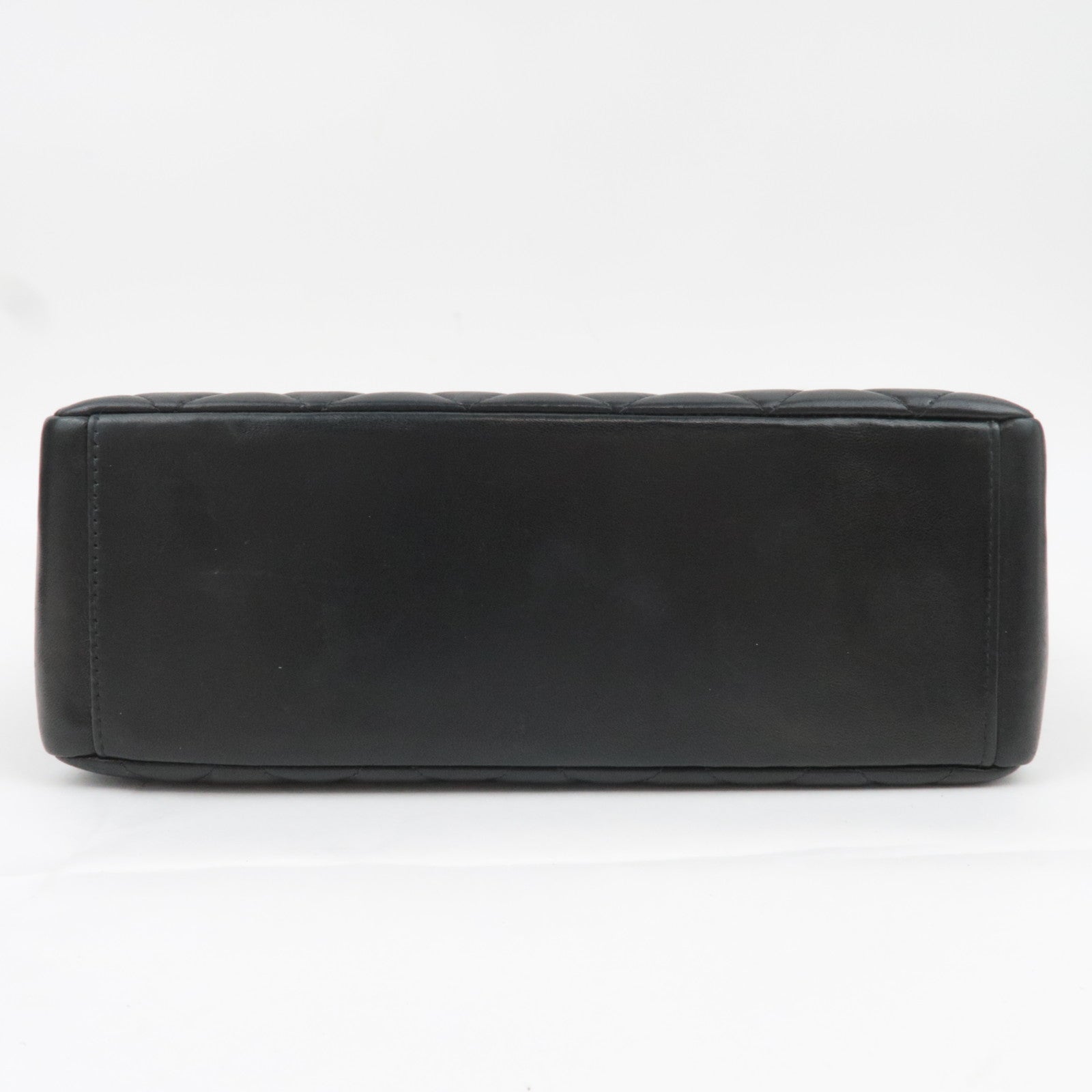 CHANEL Matelasse Lambskin Shoulder Bag Black Gold HDW