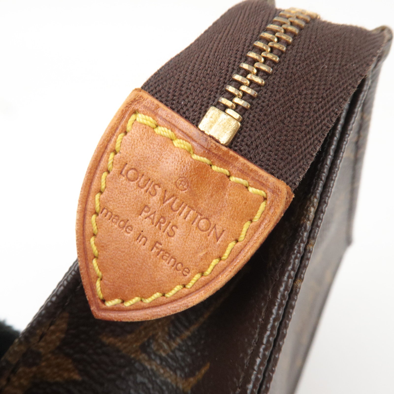 Louis Vuitton Monogram Poche Toilette 15 Pouch M47546