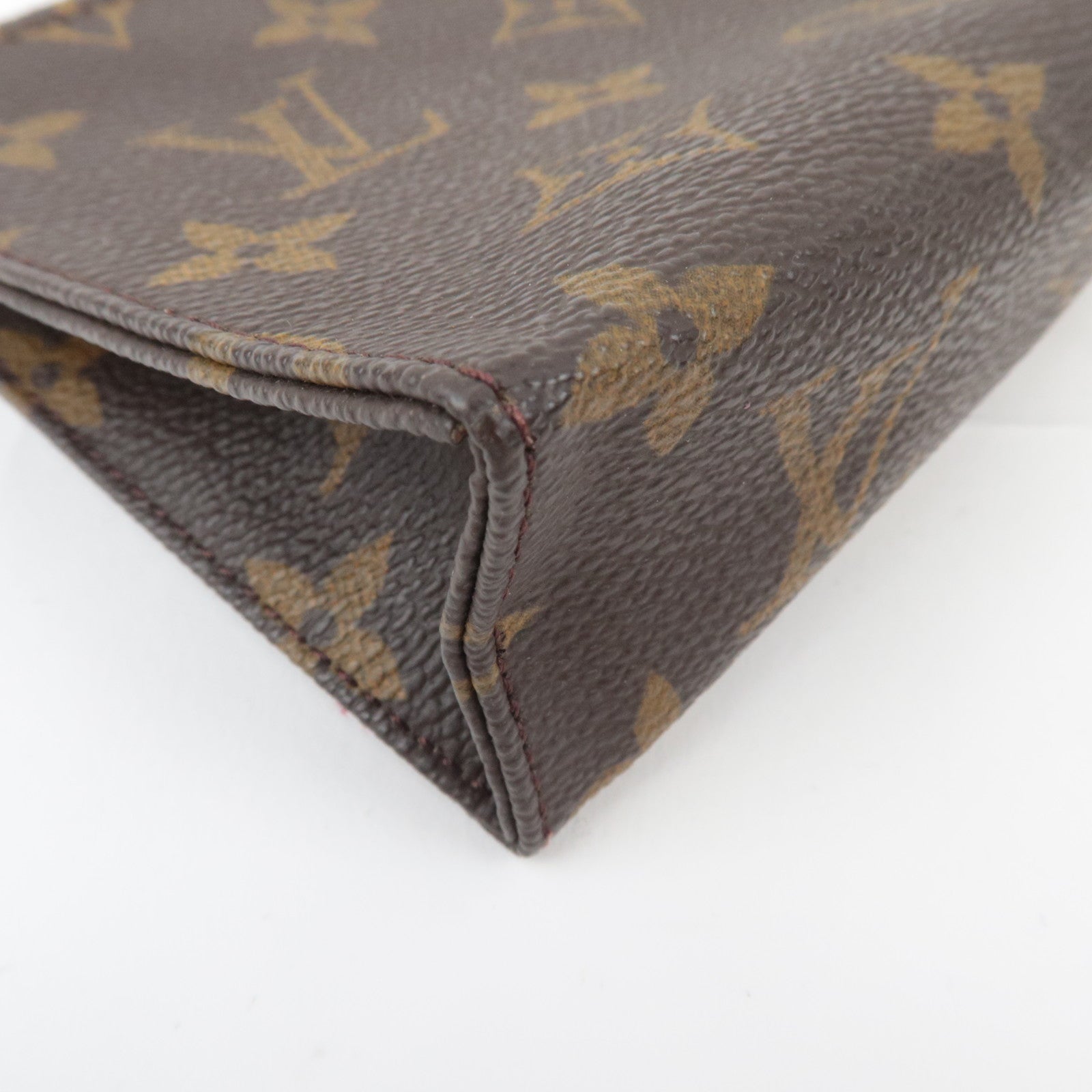 Louis Vuitton Monogram Poche Toilette 15 Pouch M47546