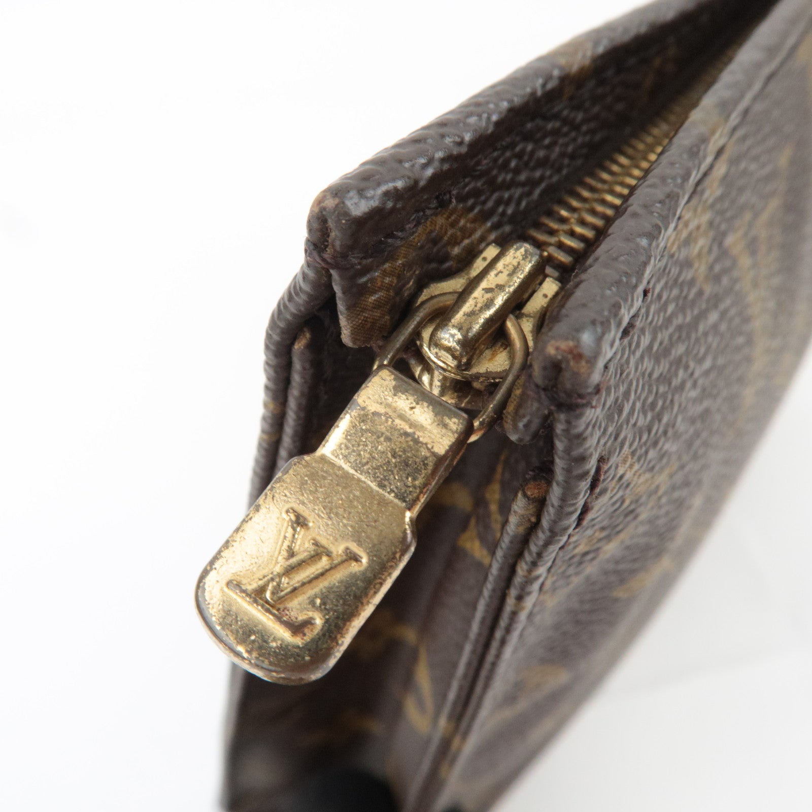 Louis Vuitton Monogram Poche Toilette 26 Toiletry Bag M47542