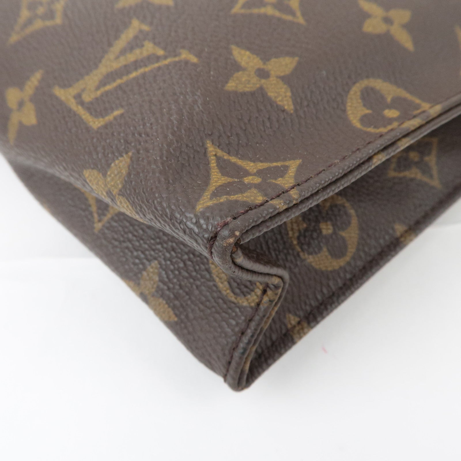 Louis Vuitton Monogram Poche Toilette 26 Toiletry Bag M47542
