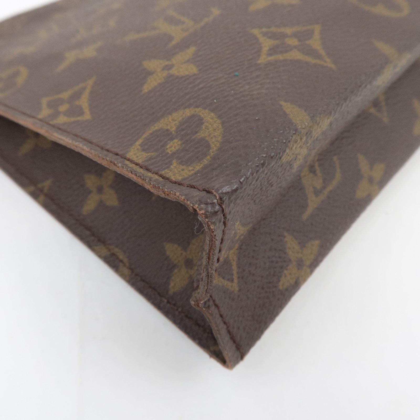 Louis Vuitton Monogram Poche Toilette 26 Toiletry Bag Old Model M47542