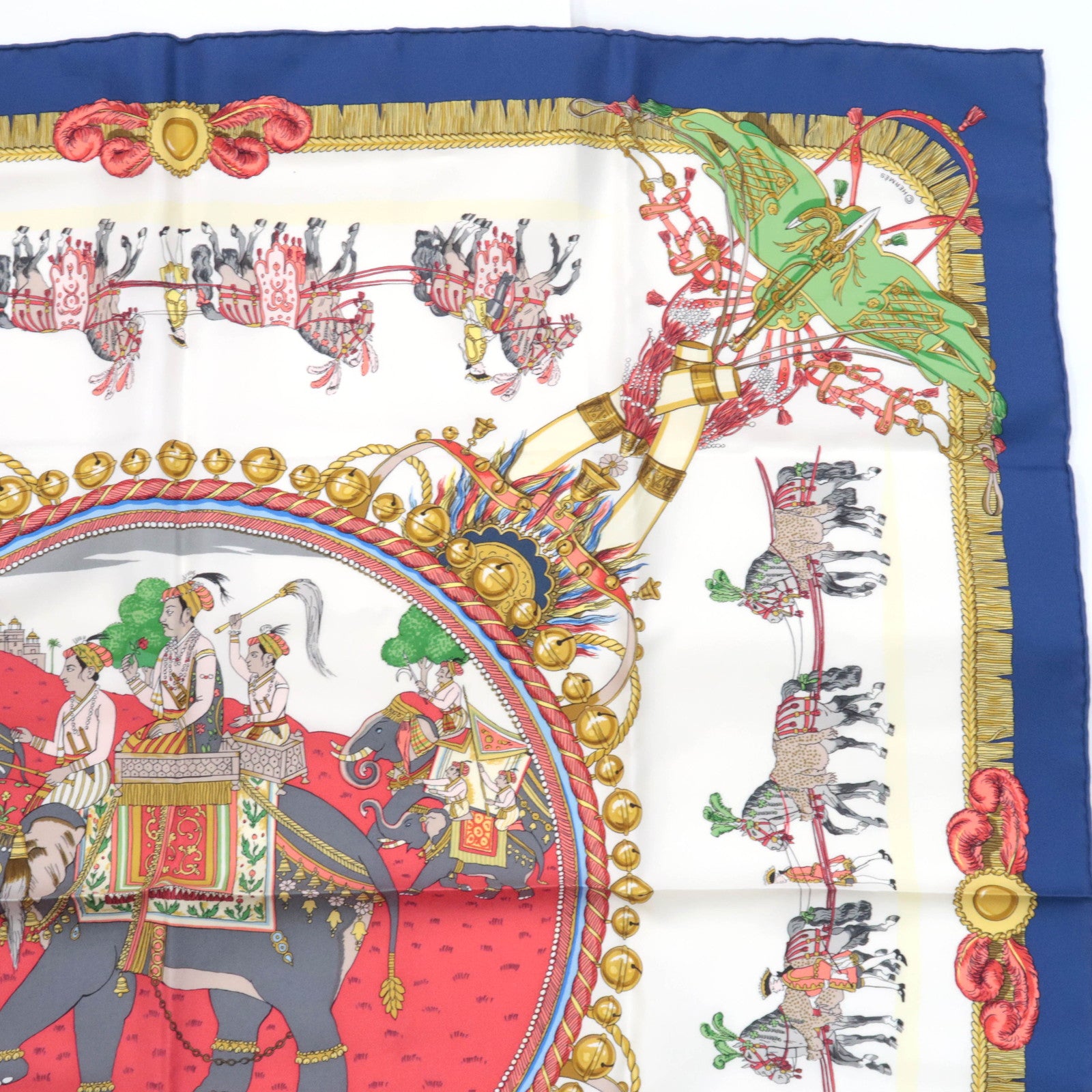 HERMES Carre 90 Scarf CAPARACONS DE LA FRANCE ET DE L'INDE 100% Silk Ivory Red Blue