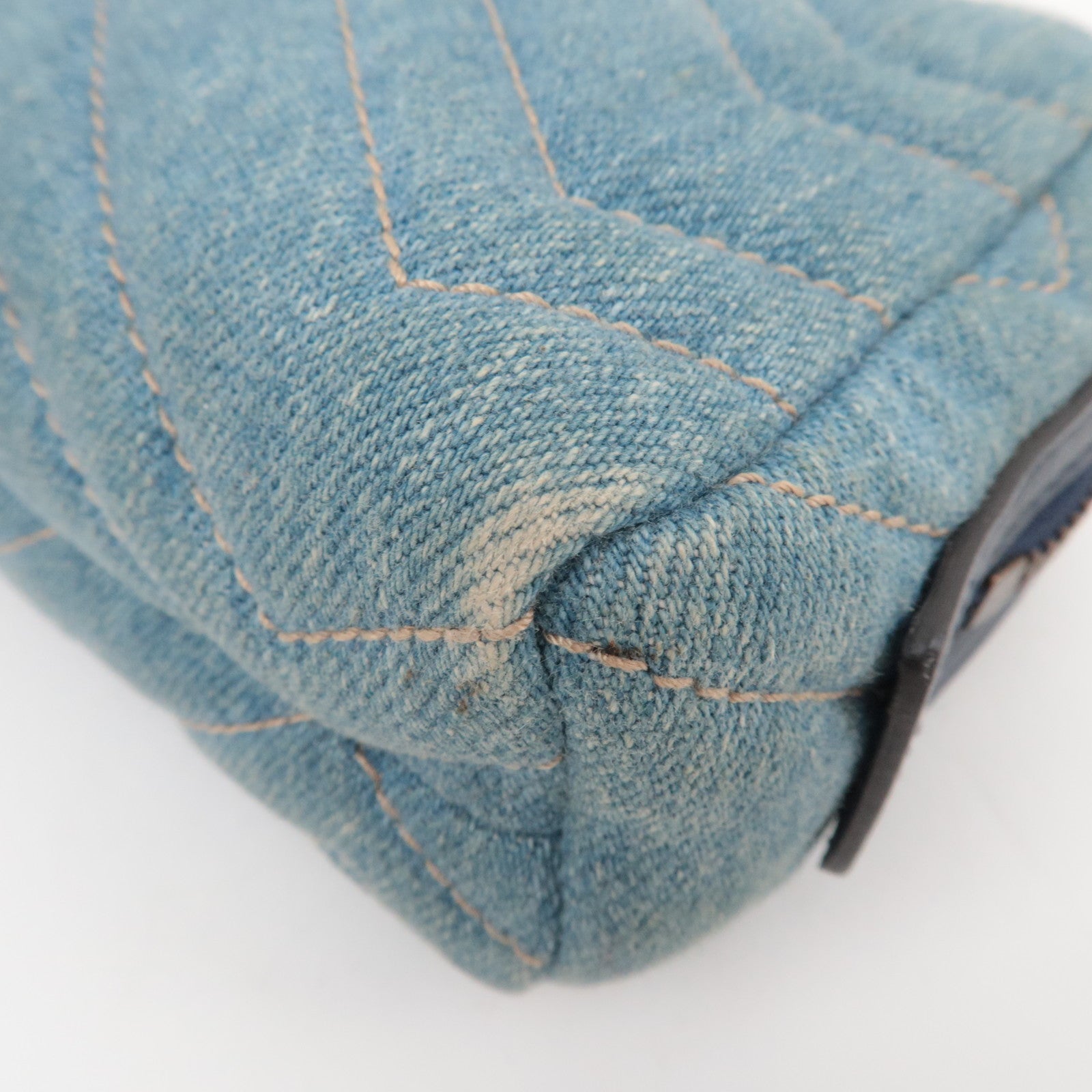 GUCCI GG Marmont Denim Pearl Cosmetic Pouch Blue 476165