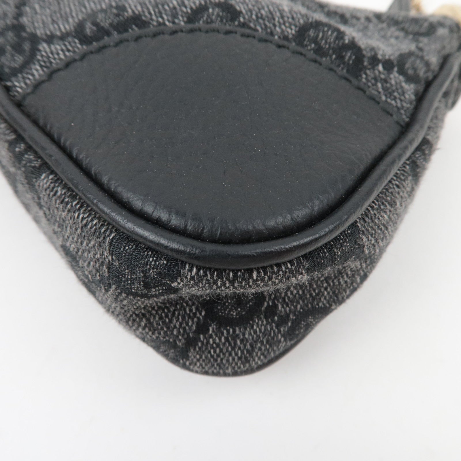 GUCCI GG Denim Chain Shoulder Bag Black 272383