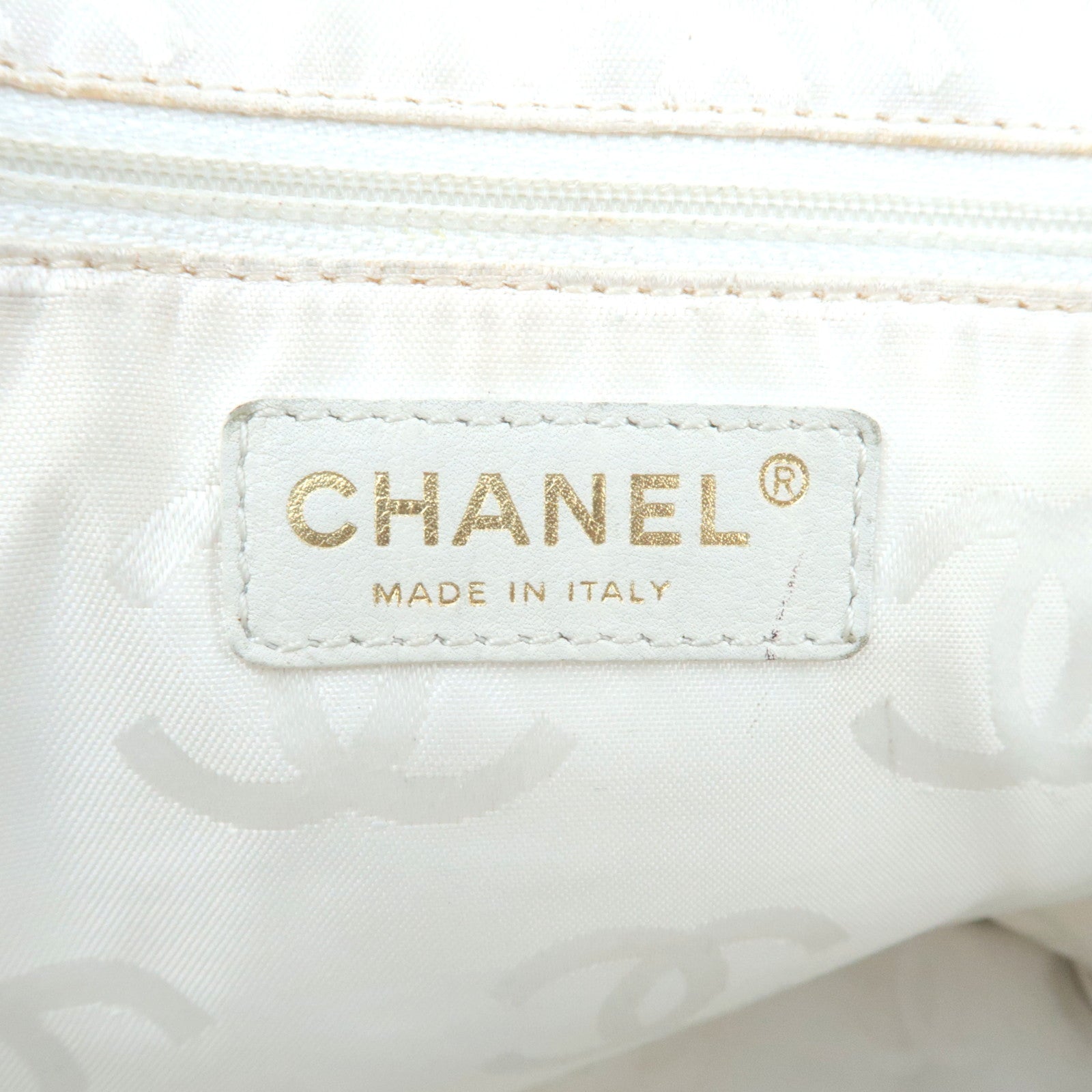 CHANEL Coco Mark Wood Chain Handle Leather Tote Bag White