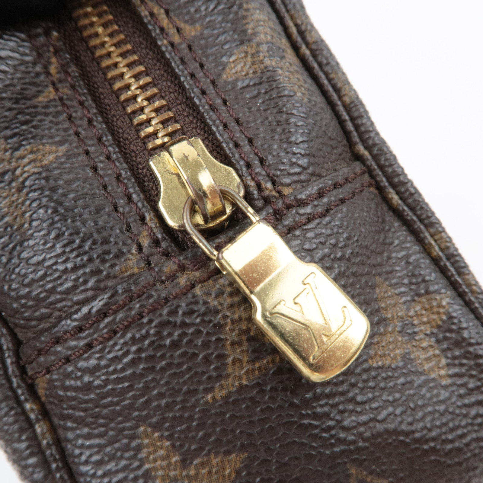 Louis Vuitton Monogram Trousse Toilette 23 Toiletry Bag M47524