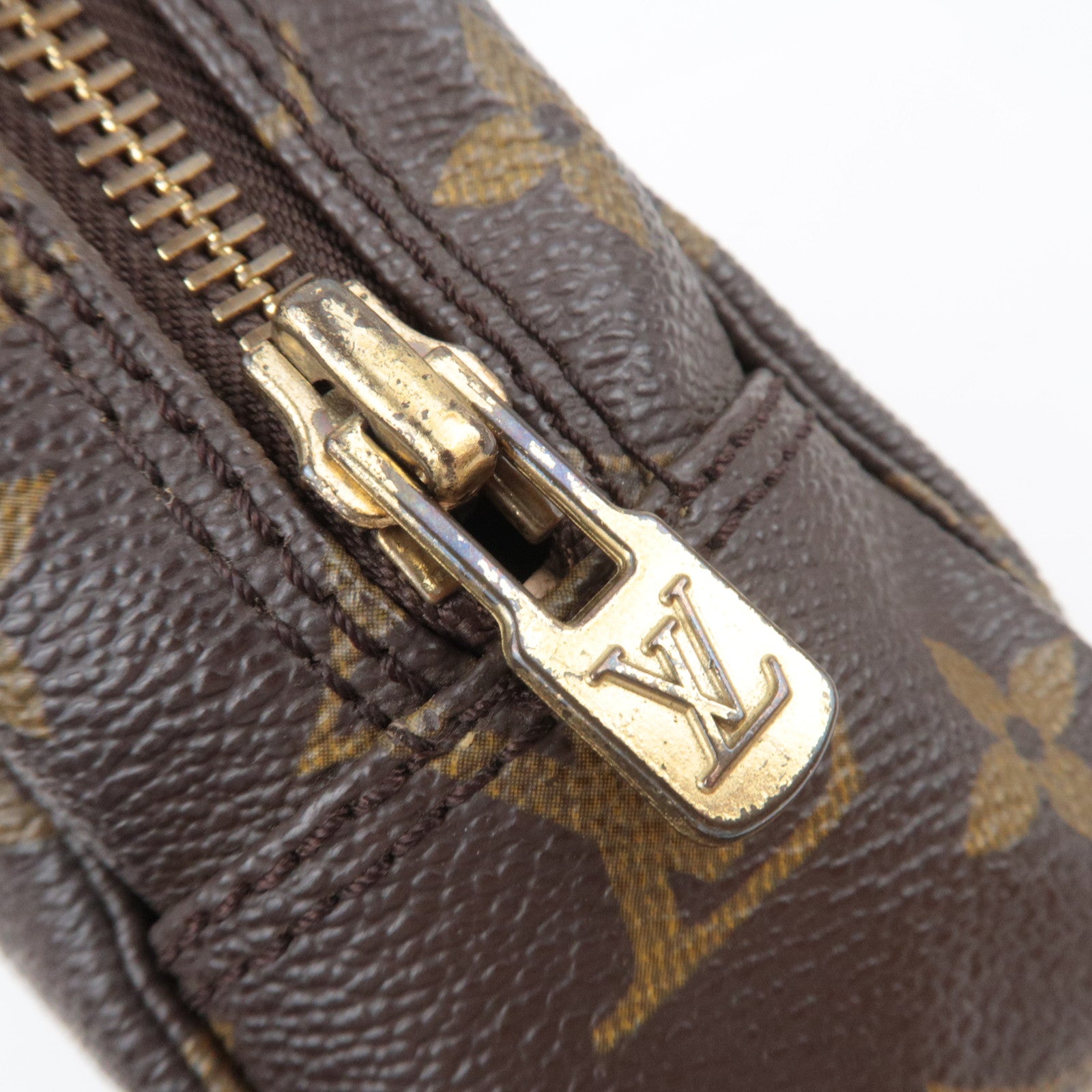 Louis Vuitton Monogram Trousse Toilette 23 Toiletry Bag M47524