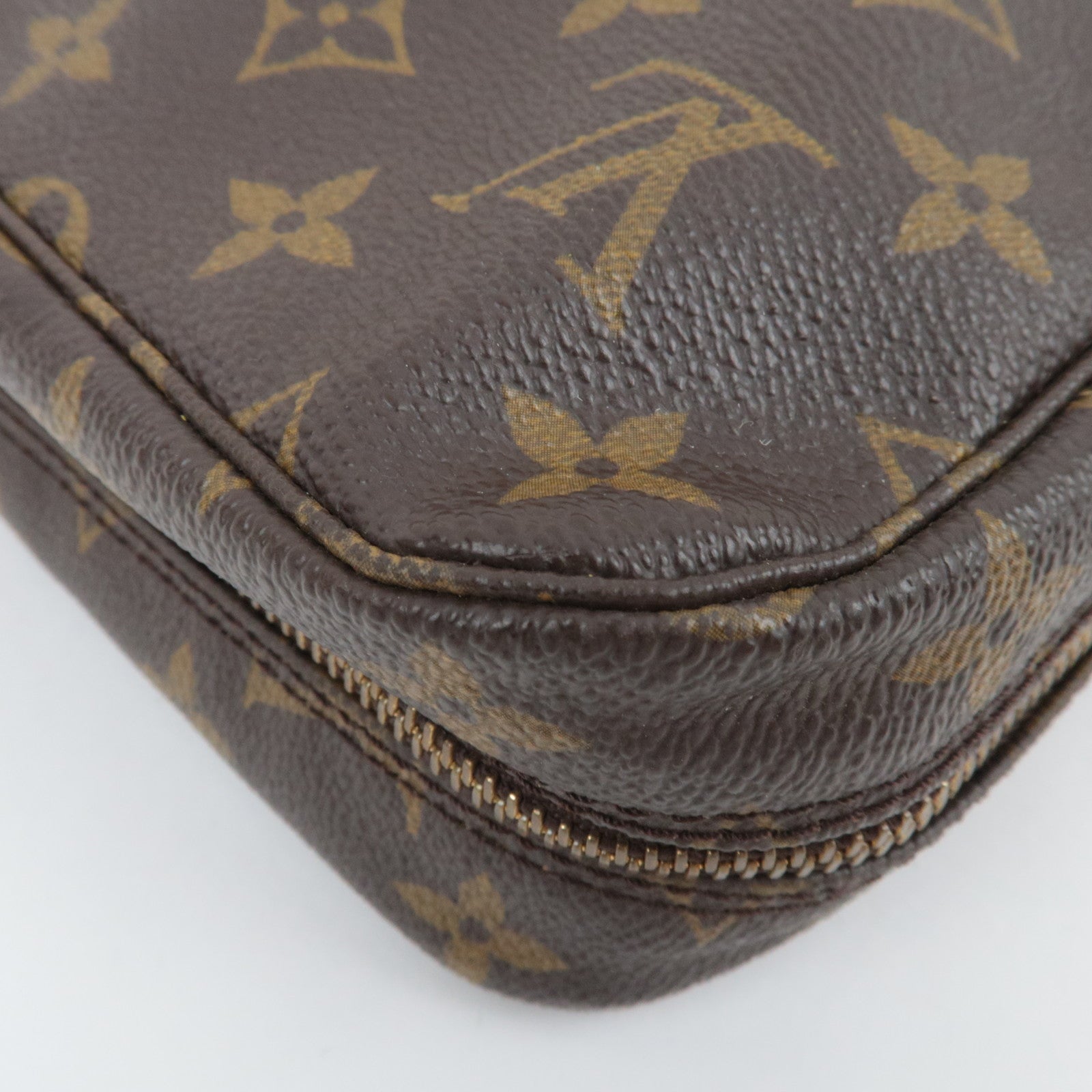 Louis Vuitton Monogram Trousse Toilette 23 Toiletry Bag M47524