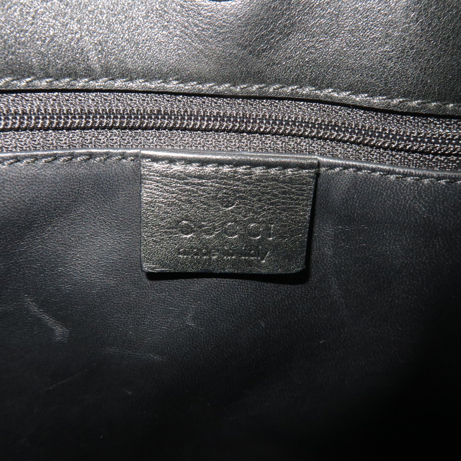 GUCCI Leather Shoulder Bag Black 001.3167