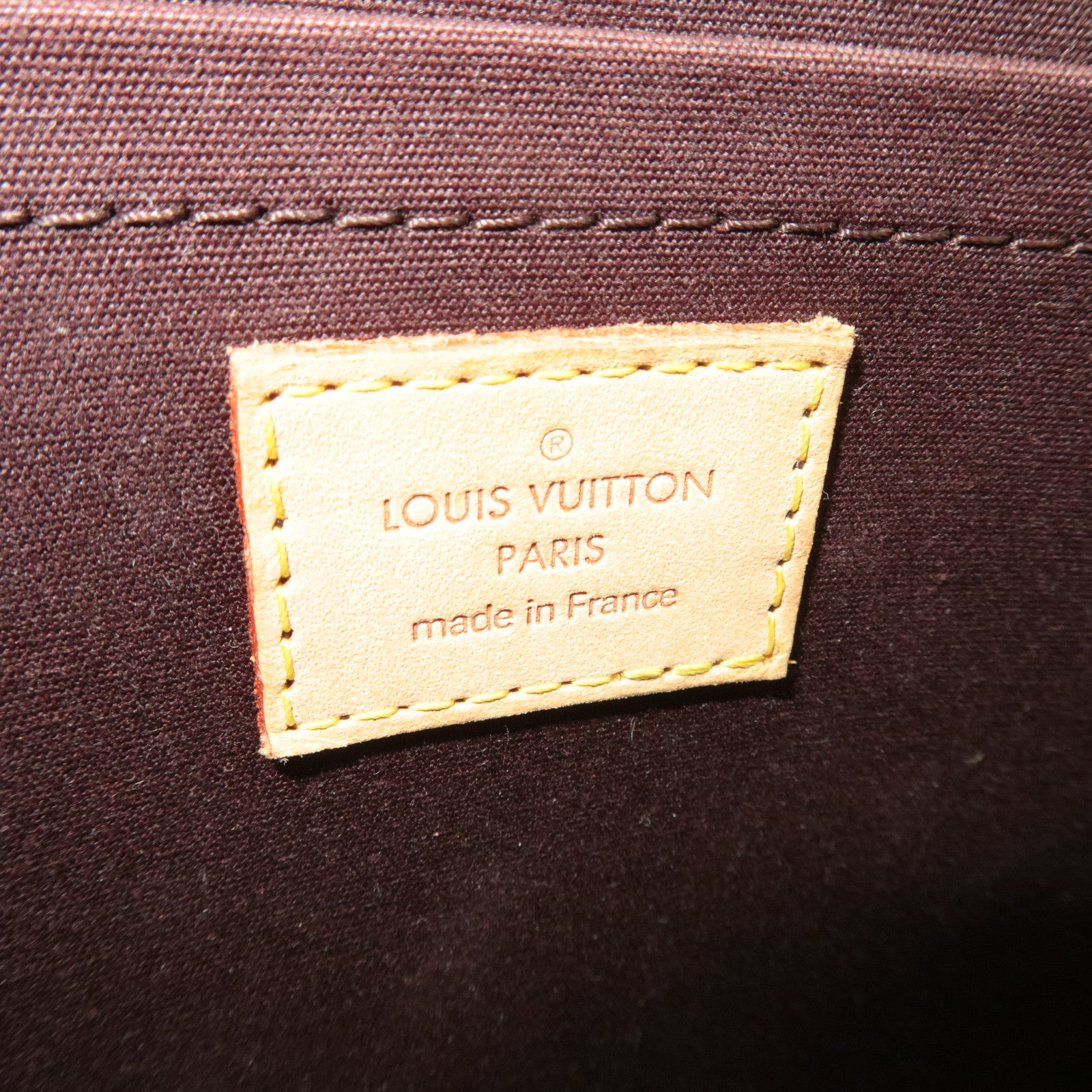 Louis Vuitton Monogram Vernis Rosewood Avenue Shoulder Bag Amarante M93510
