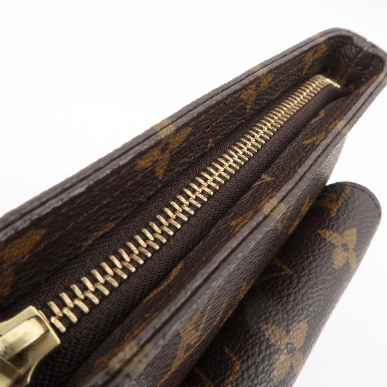 Louis Vuitton Monogram Partition Wristlet Bag M51901