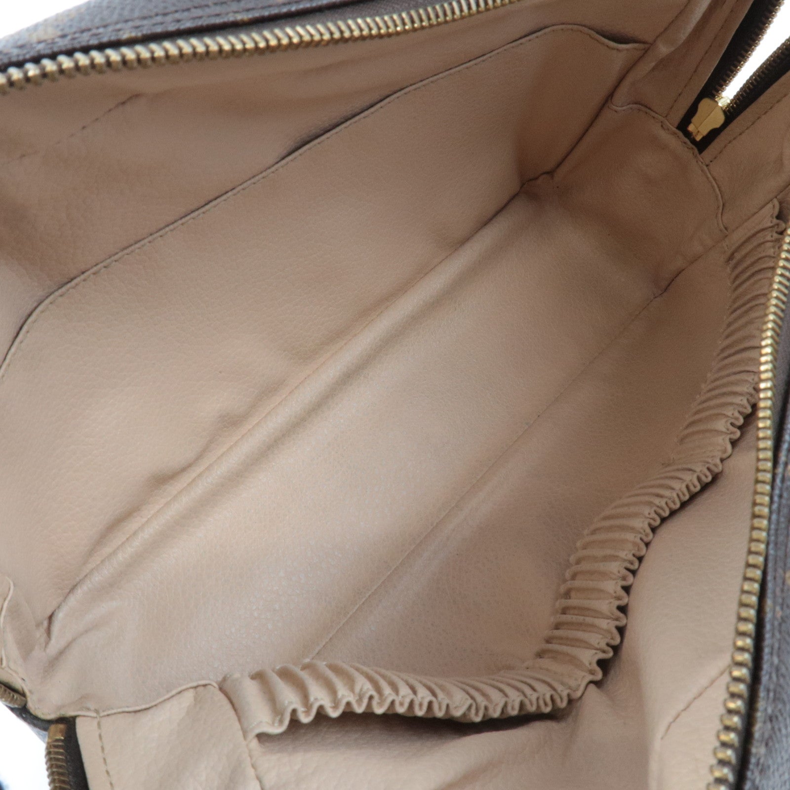 Louis Vuitton Monogram Trousse Toilette 28 Toiletry Bag M47522