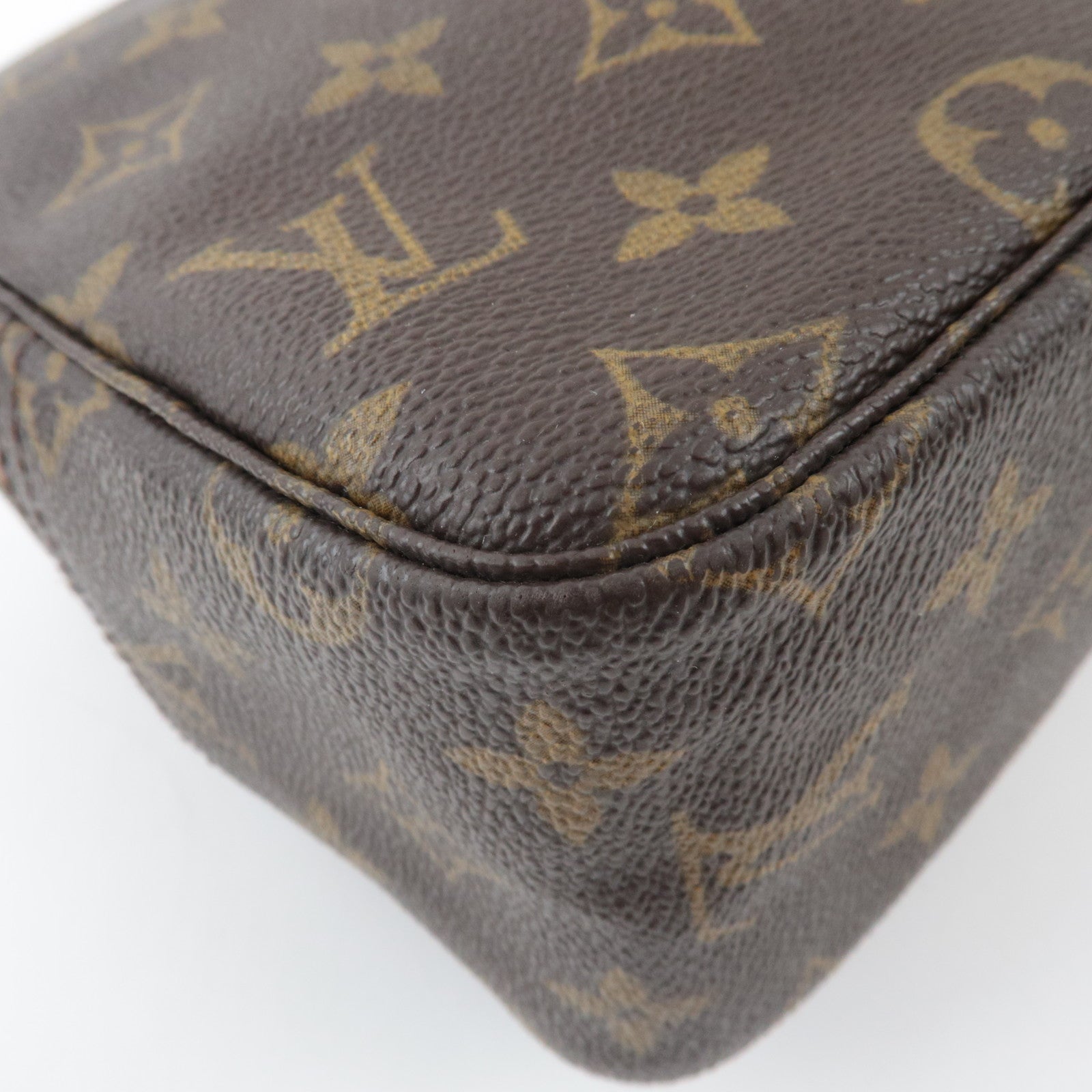 Louis Vuitton Monogram Trousse Toilette 28 Toiletry Bag M47522