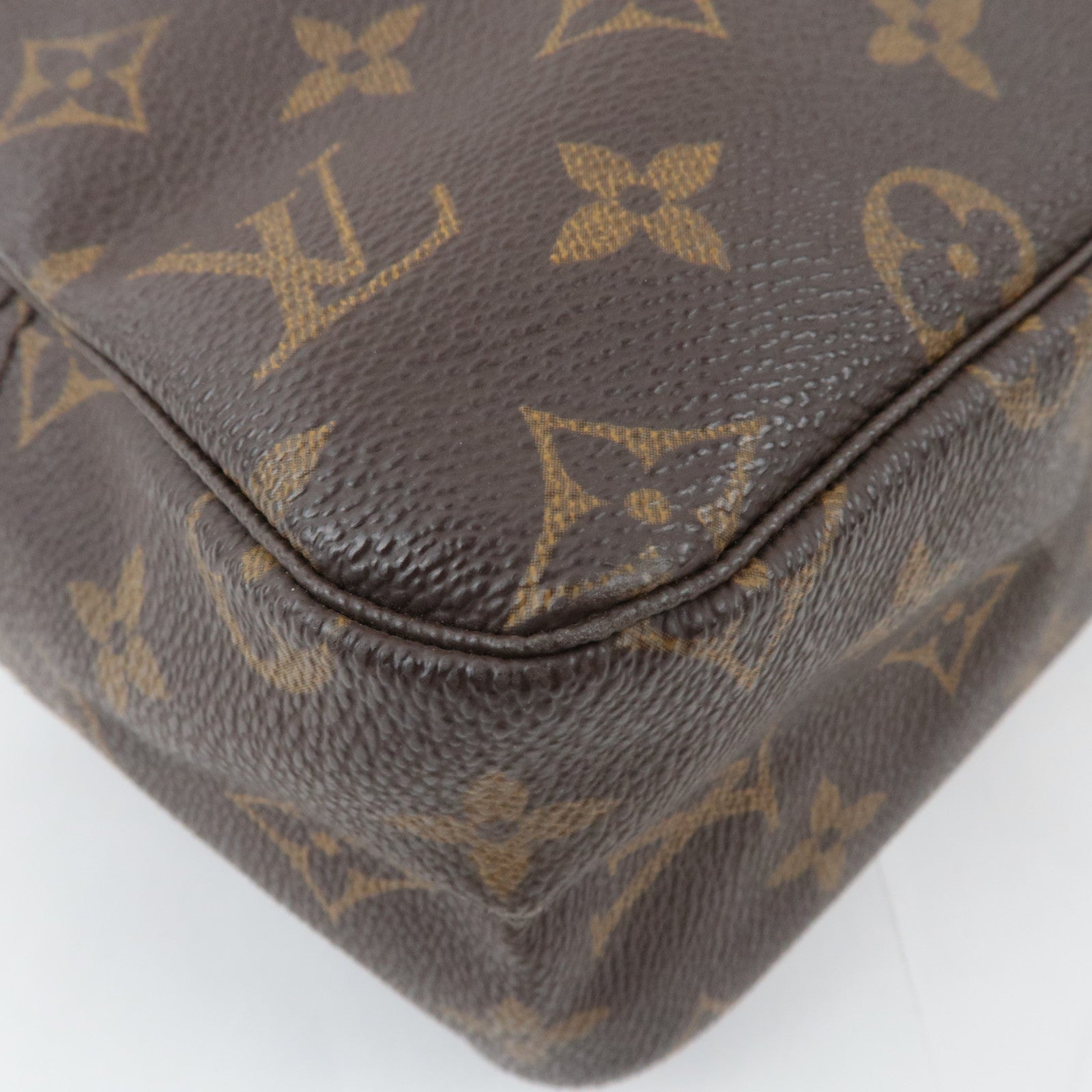 Louis Vuitton Monogram Trousse Toilette 28 Toiletry Bag M47522