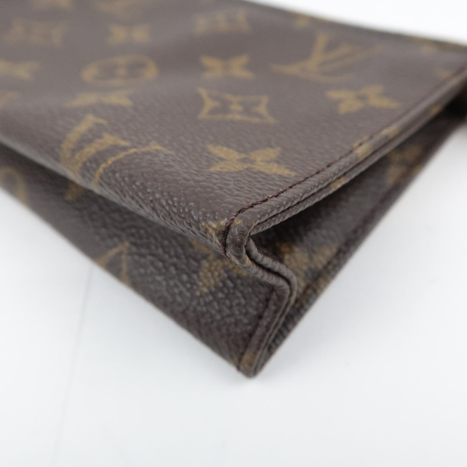 Louis Vuitton Monogram Poche Toilette 15 Pouch M47546