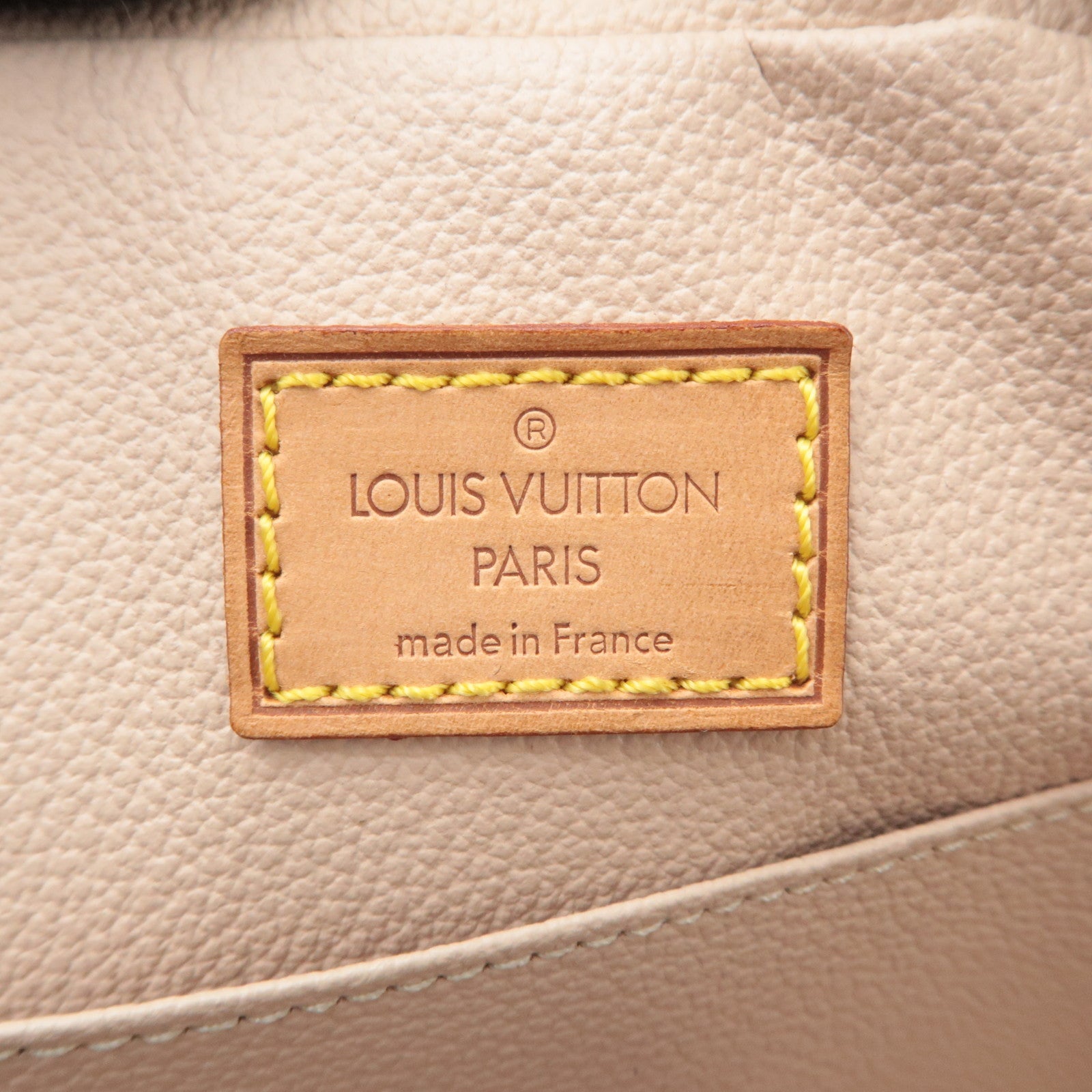 Louis Vuitton Monogram Trousse Toilette 23 Toiletry Bag M47524