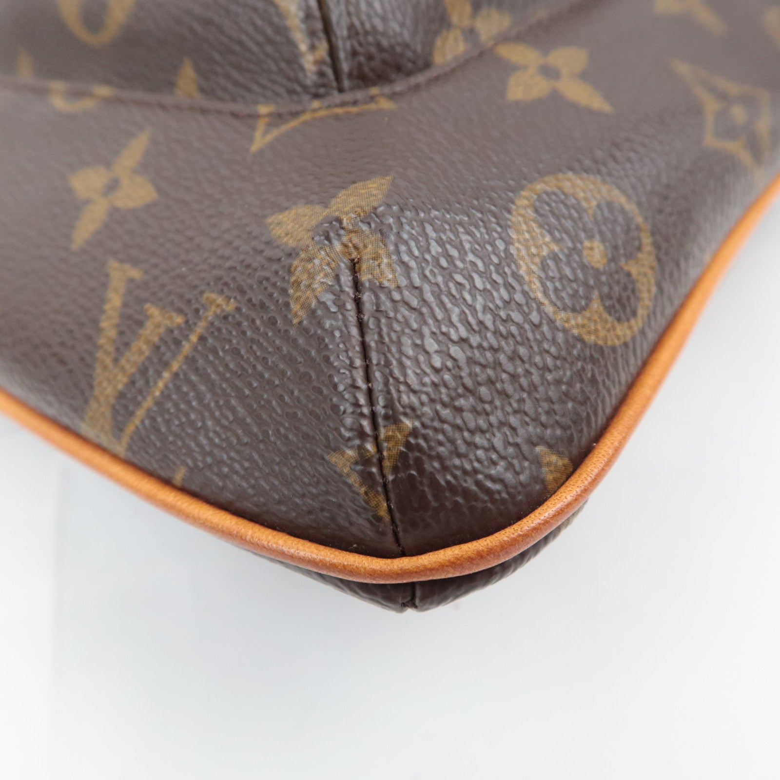 Louis Vuitton Monogram Partition Wristlet M51901