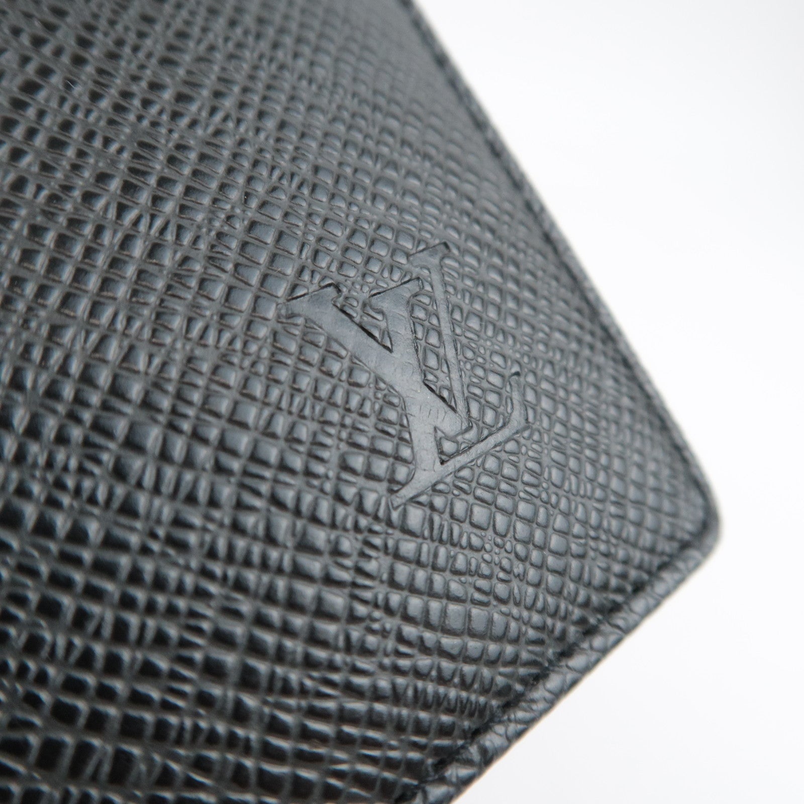 Louis Vuitton Taiga Agenda MM Planner Cover Ardoise R20423