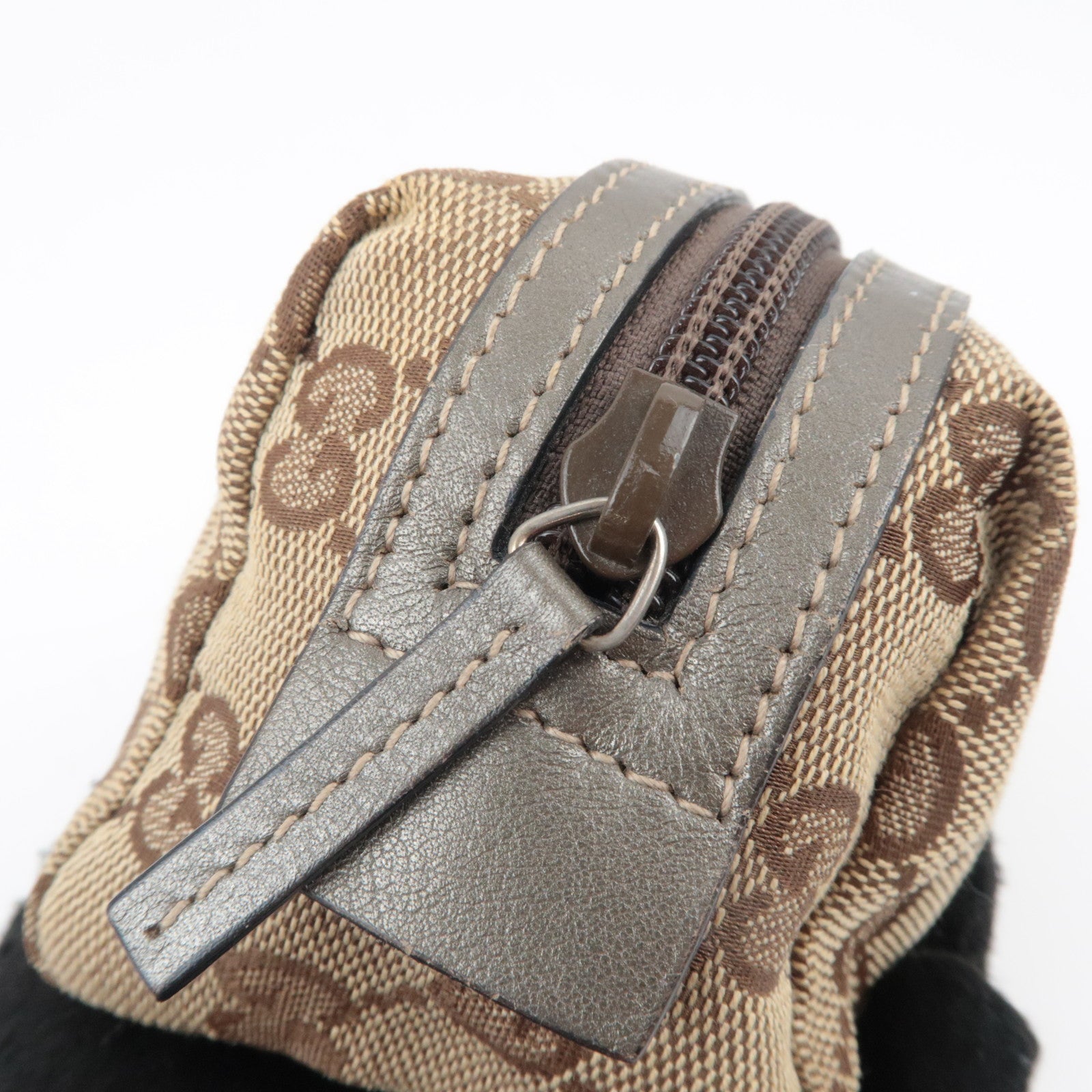 GUCCI GG Canvas Small Pouch Beige Gray 29596