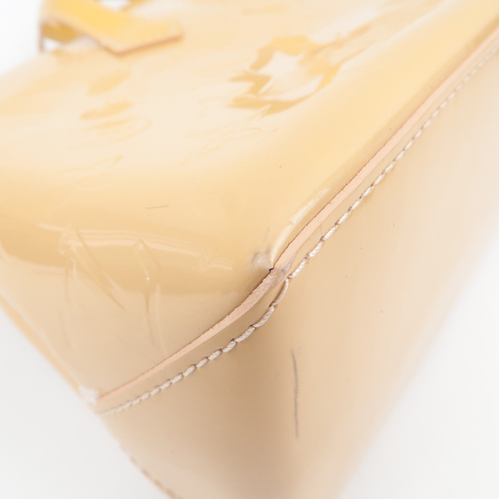 Louis Vuitton Monogram Vernis Wilshire PM Handbag Blanc Corail M91452