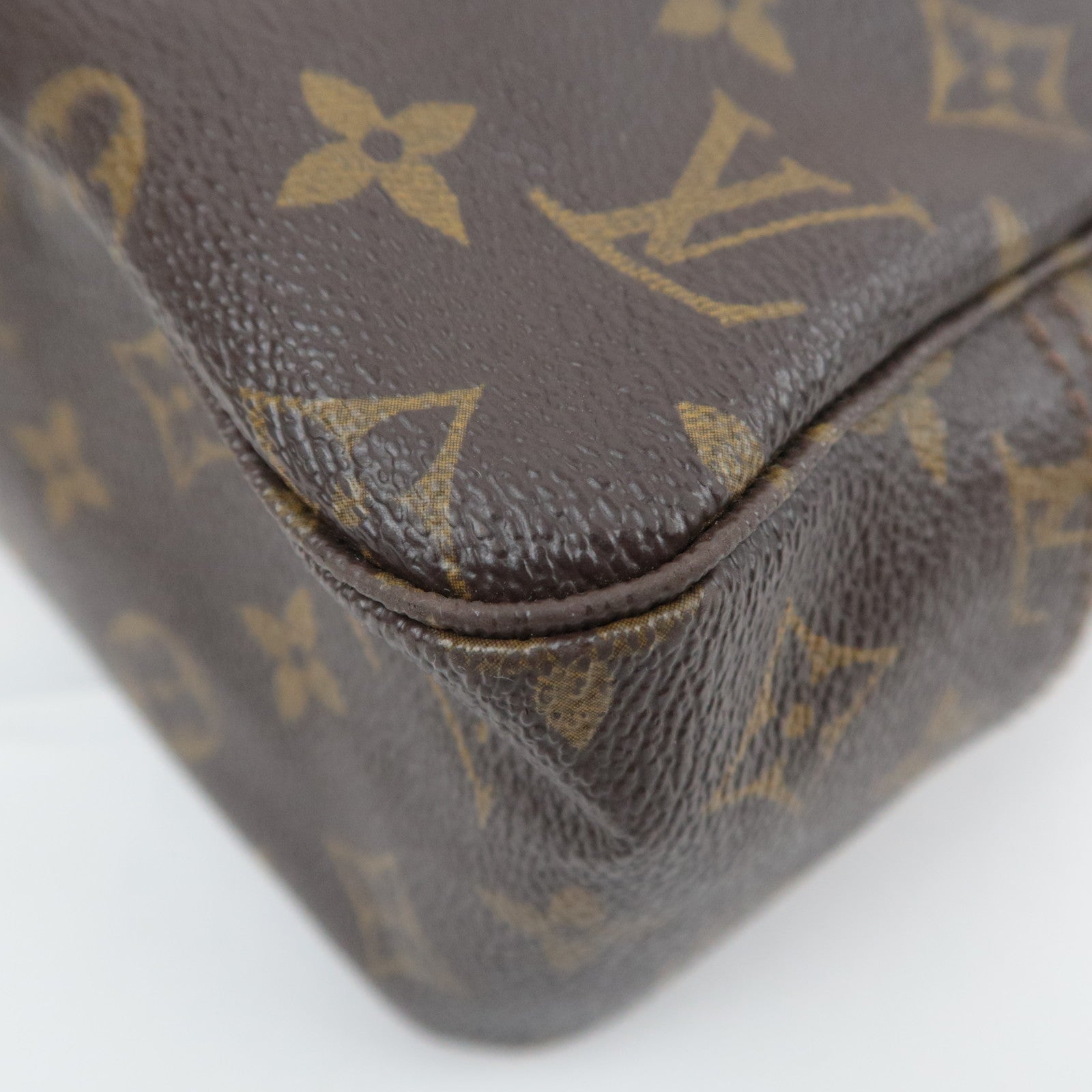 Louis Vuitton Monogram Trousse Toilette 28 Toiletry Bag M47522