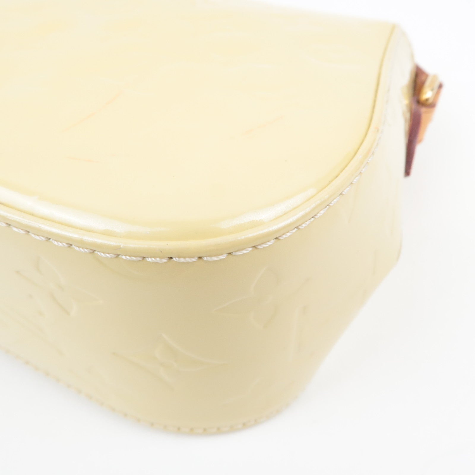 Louis Vuitton Monogram Vernis Bellflower PM Shoulder Bag Blanc Corail M91731