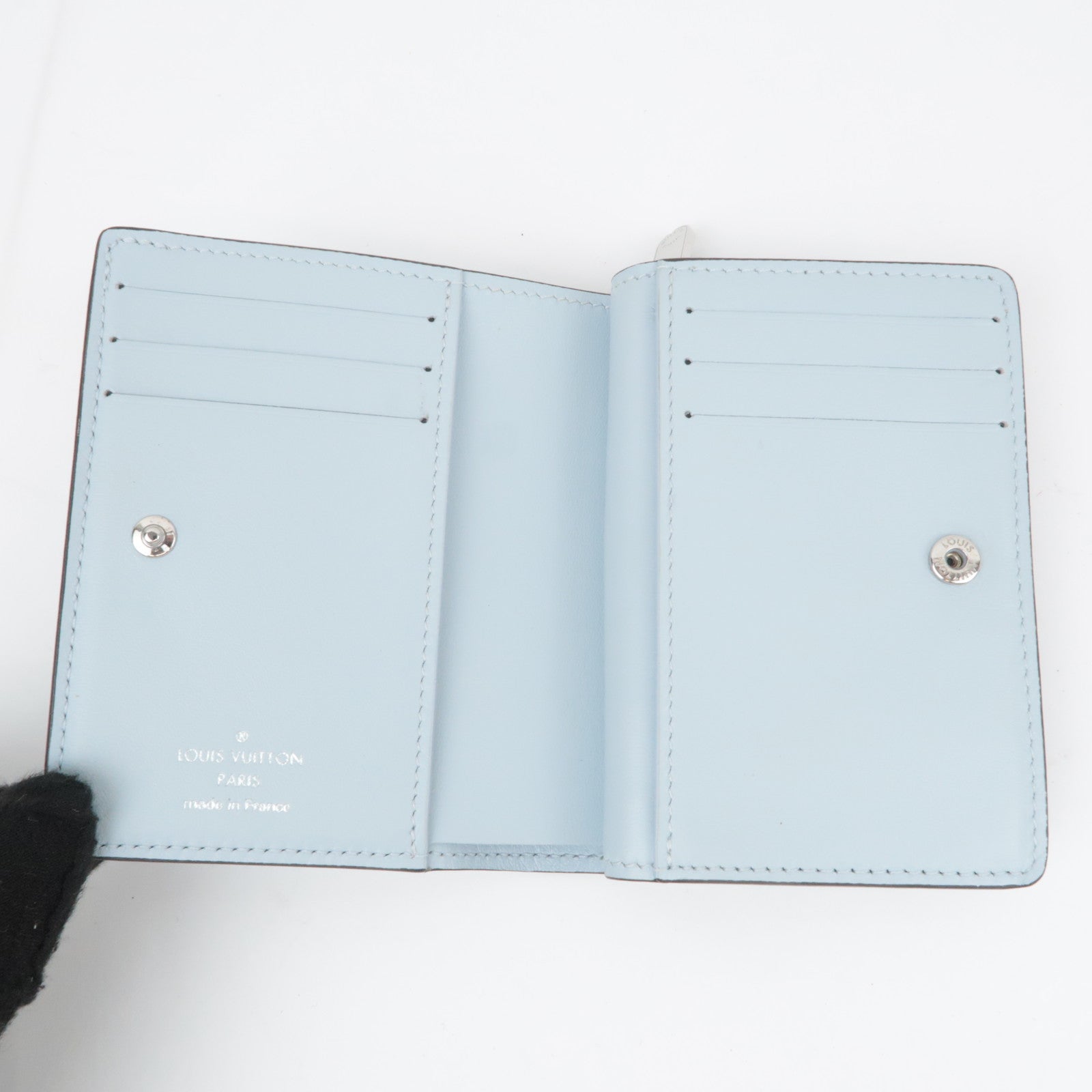 Louis Vuitton Monogram Mahina Portefeuille Claire Mineral Blue M83502