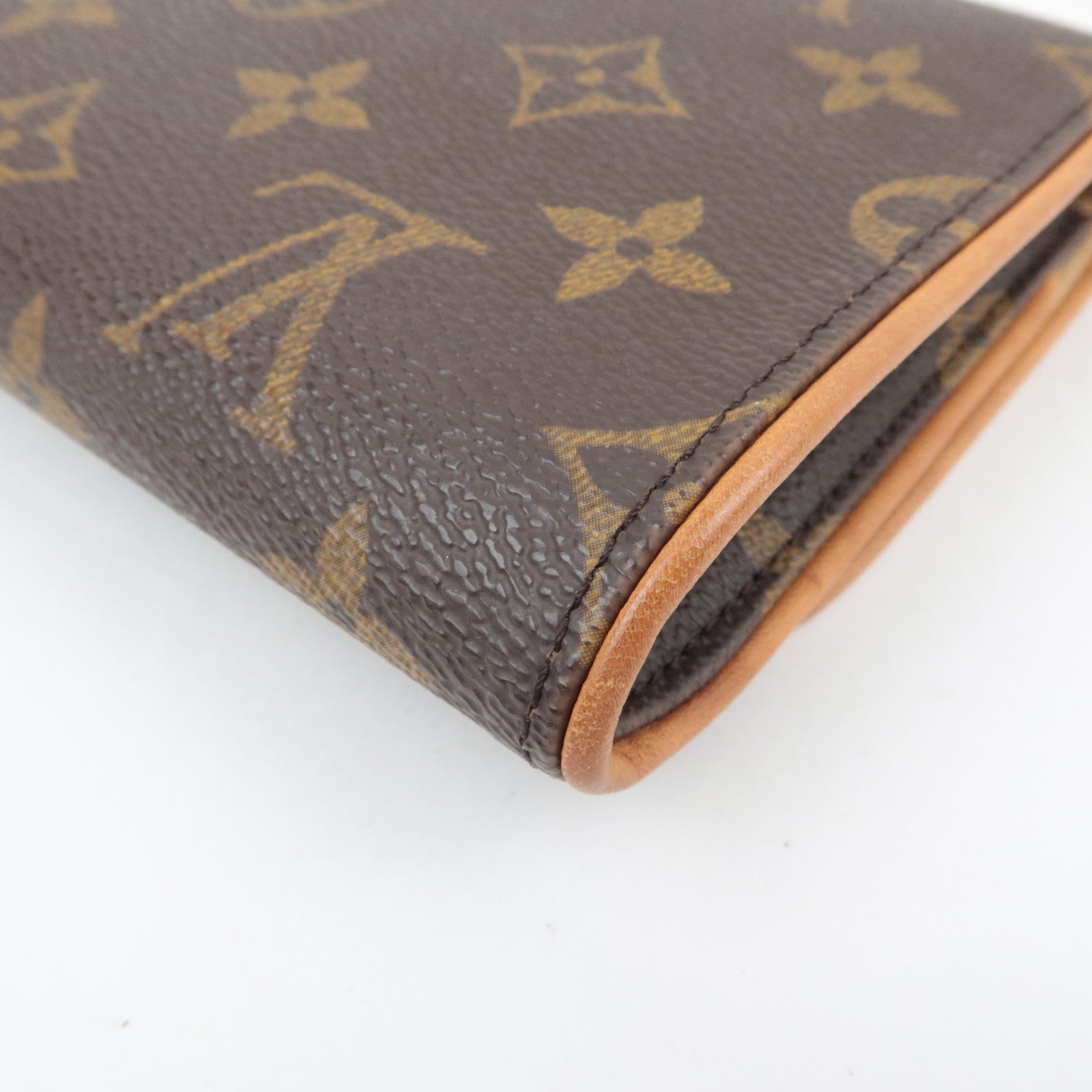 Louis Vuitton Monogram Pochette Twin GM Shoulder Bag M5185
