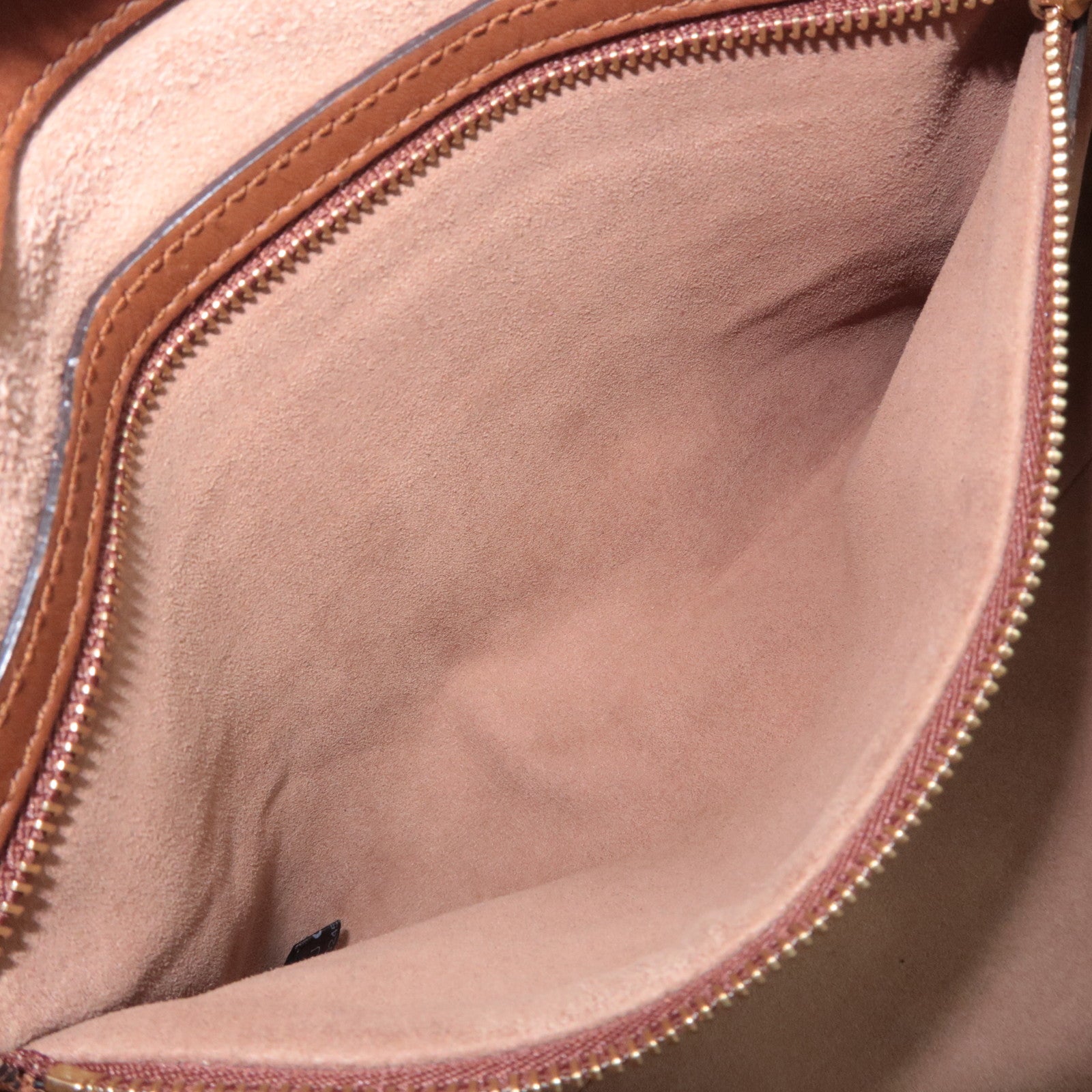 GUCCI GG Medium GG Supreme Chain Tote Bag Beige 479197