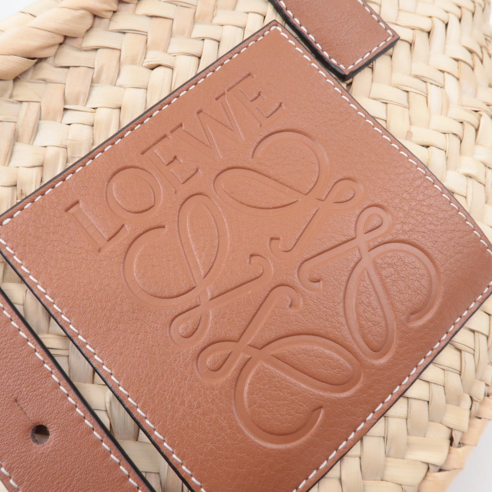 LOEWE Small Basket Bag Raffia Tan