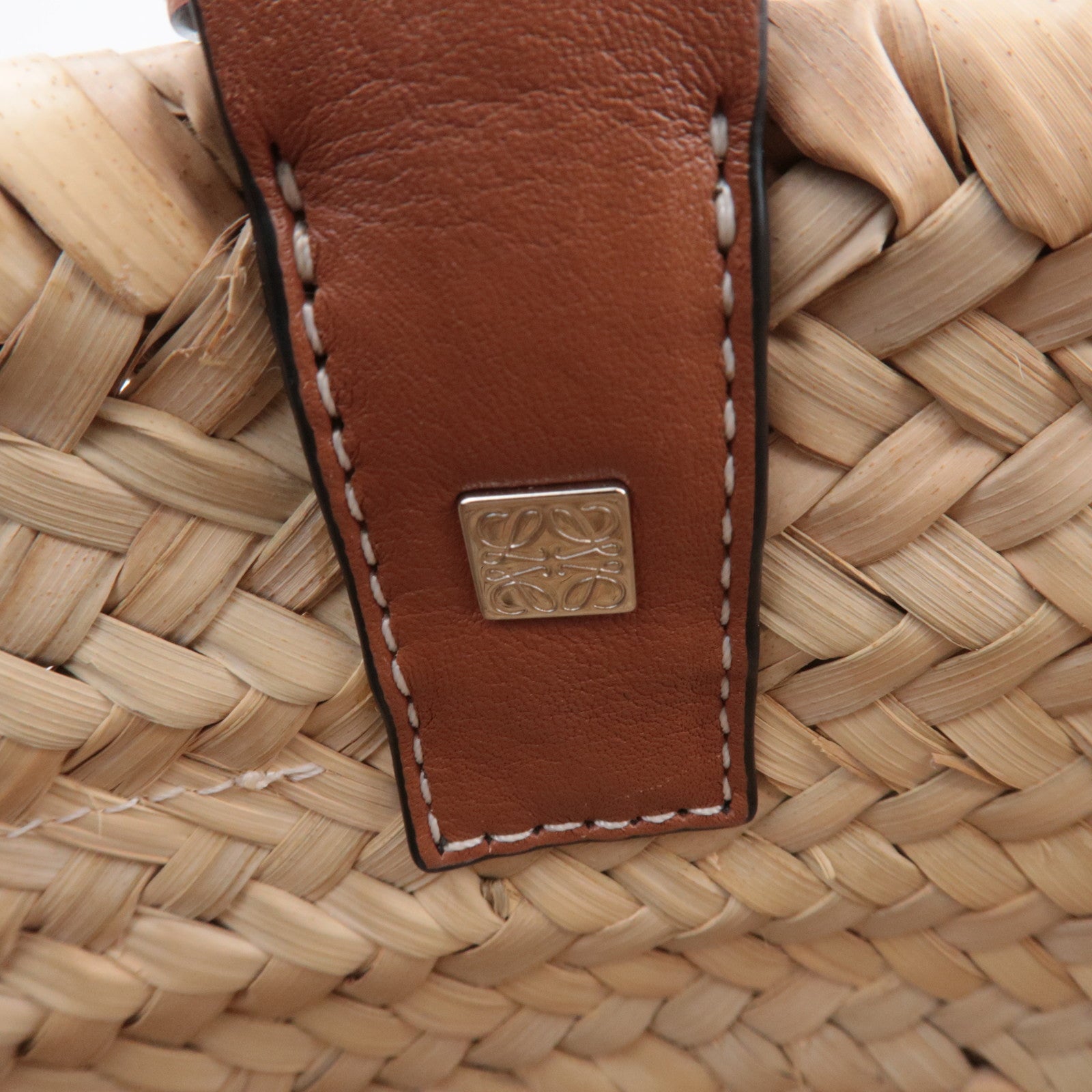 LOEWE Small Basket Bag Raffia Tan