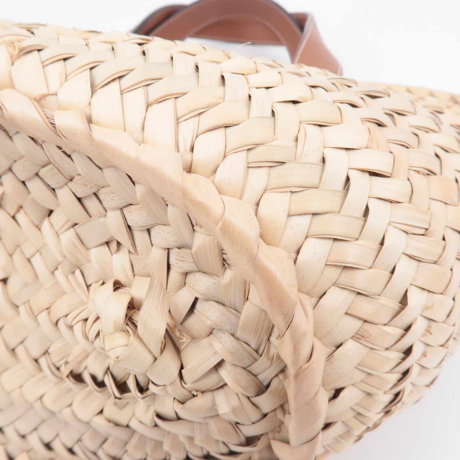 LOEWE Small Basket Bag Raffia Tan