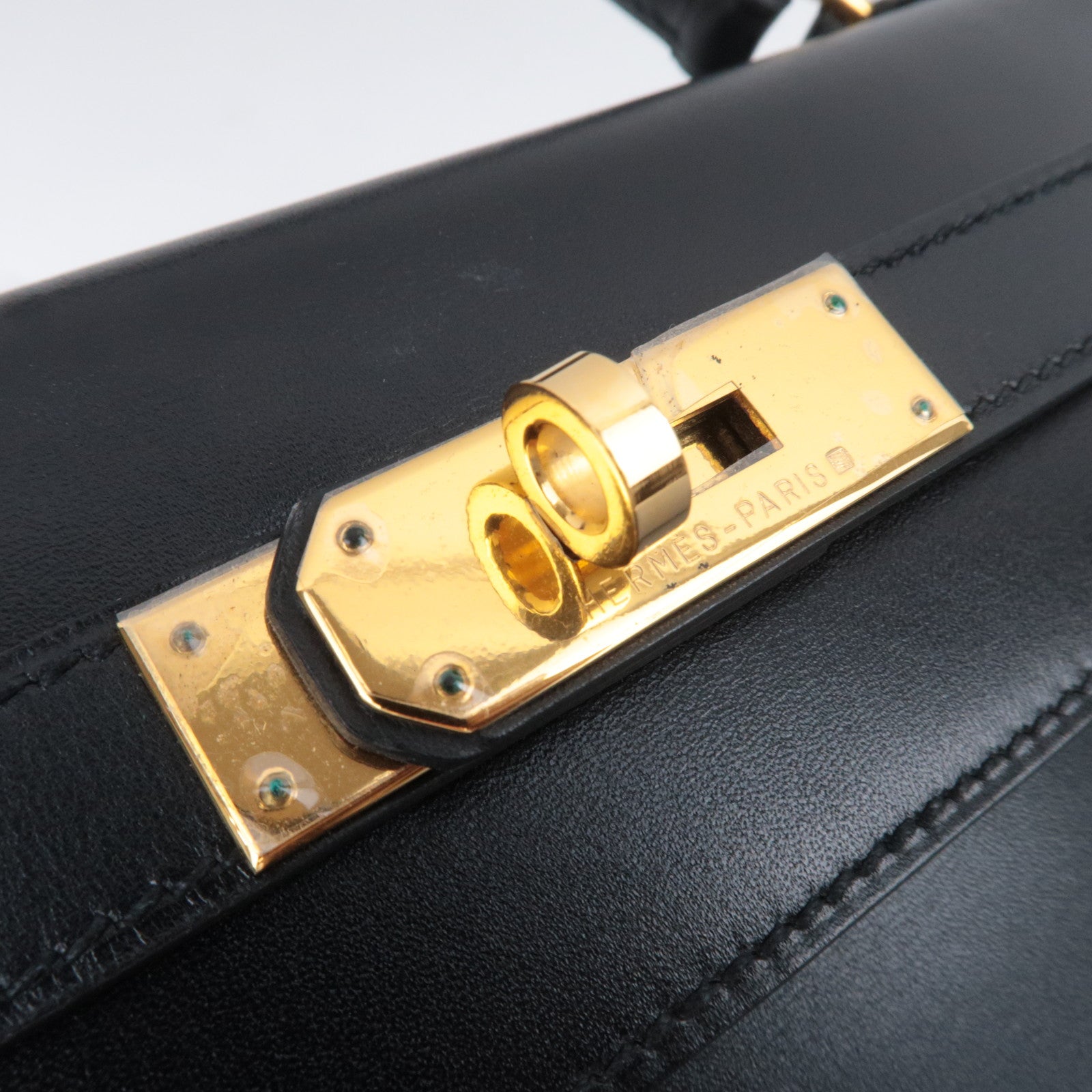 HERMES Kelly 32 □B Stamp (1998) Box Calf Black