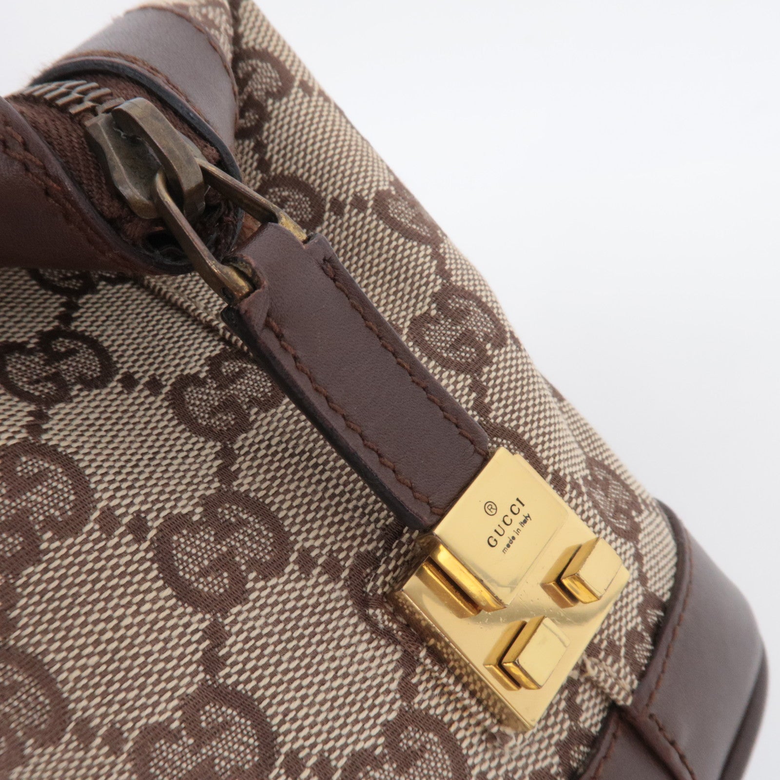 GUCCI GG Canvas Shoulder Bag Brown 92734