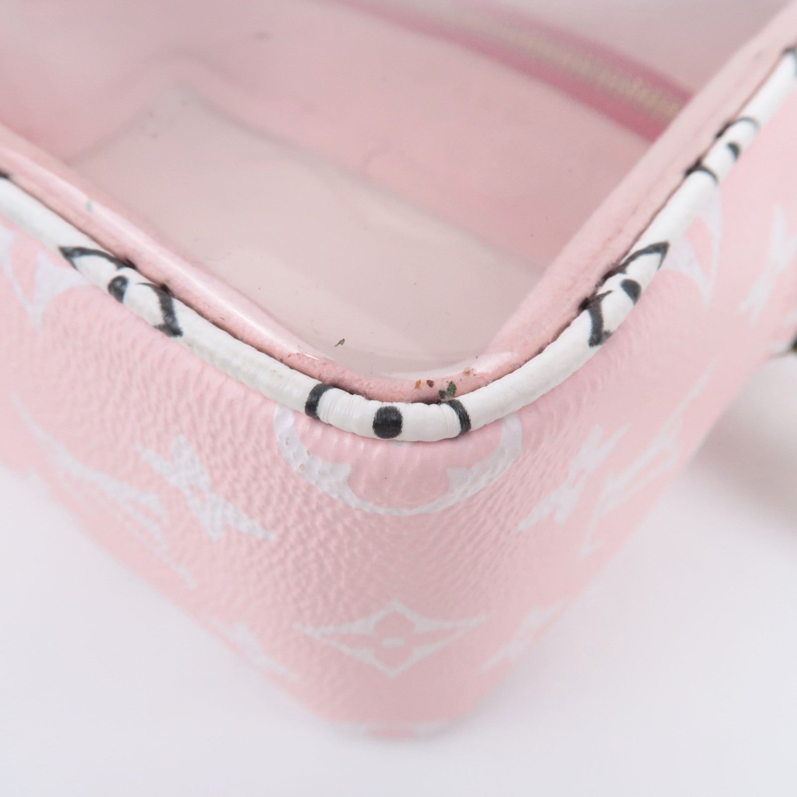 Louis Vuitton Monogram Giant Beach Clear Pouch Bag Rouge M67601