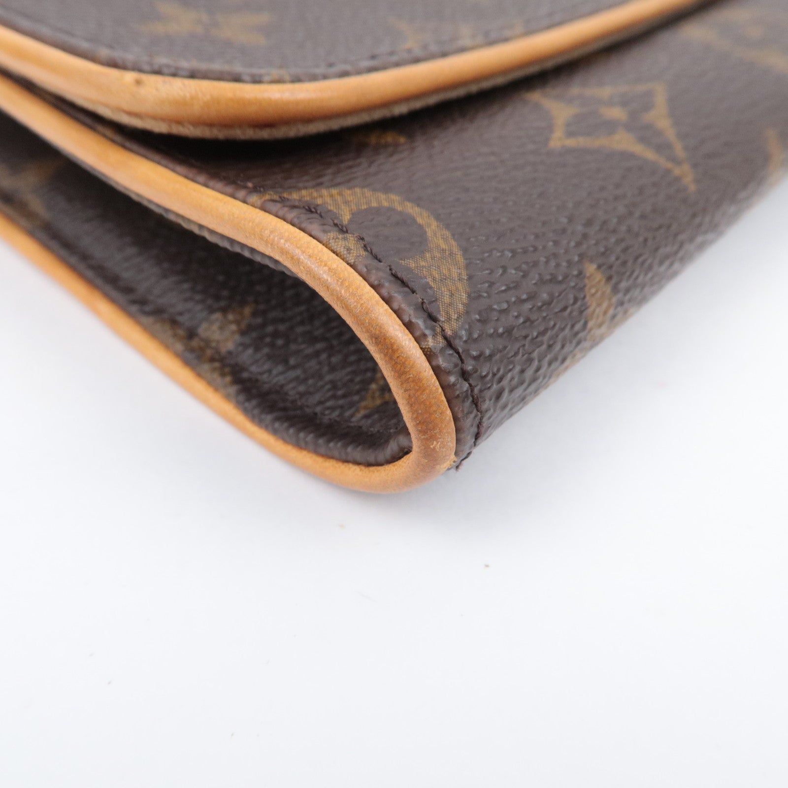 Louis Vuitton Monogram Pochette Twin GM Shoulder Bag M51852