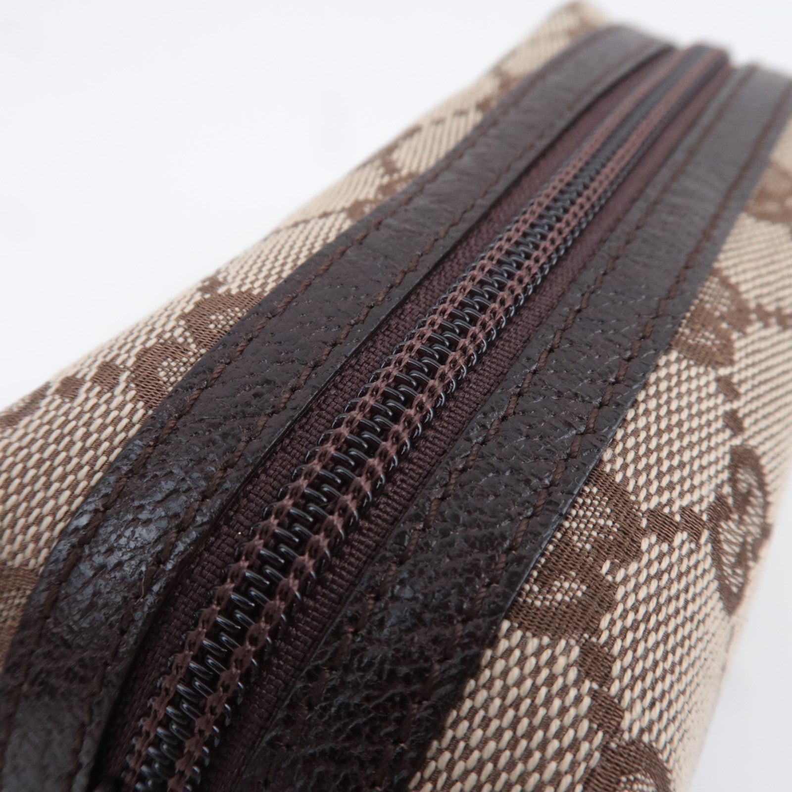 GUCCI GG Canvas Small Pouch Brown 29596